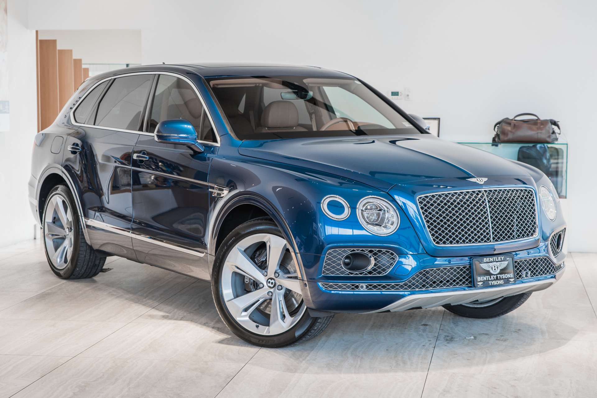 Used 2018 Bentley Bentayga | Vienna, VA