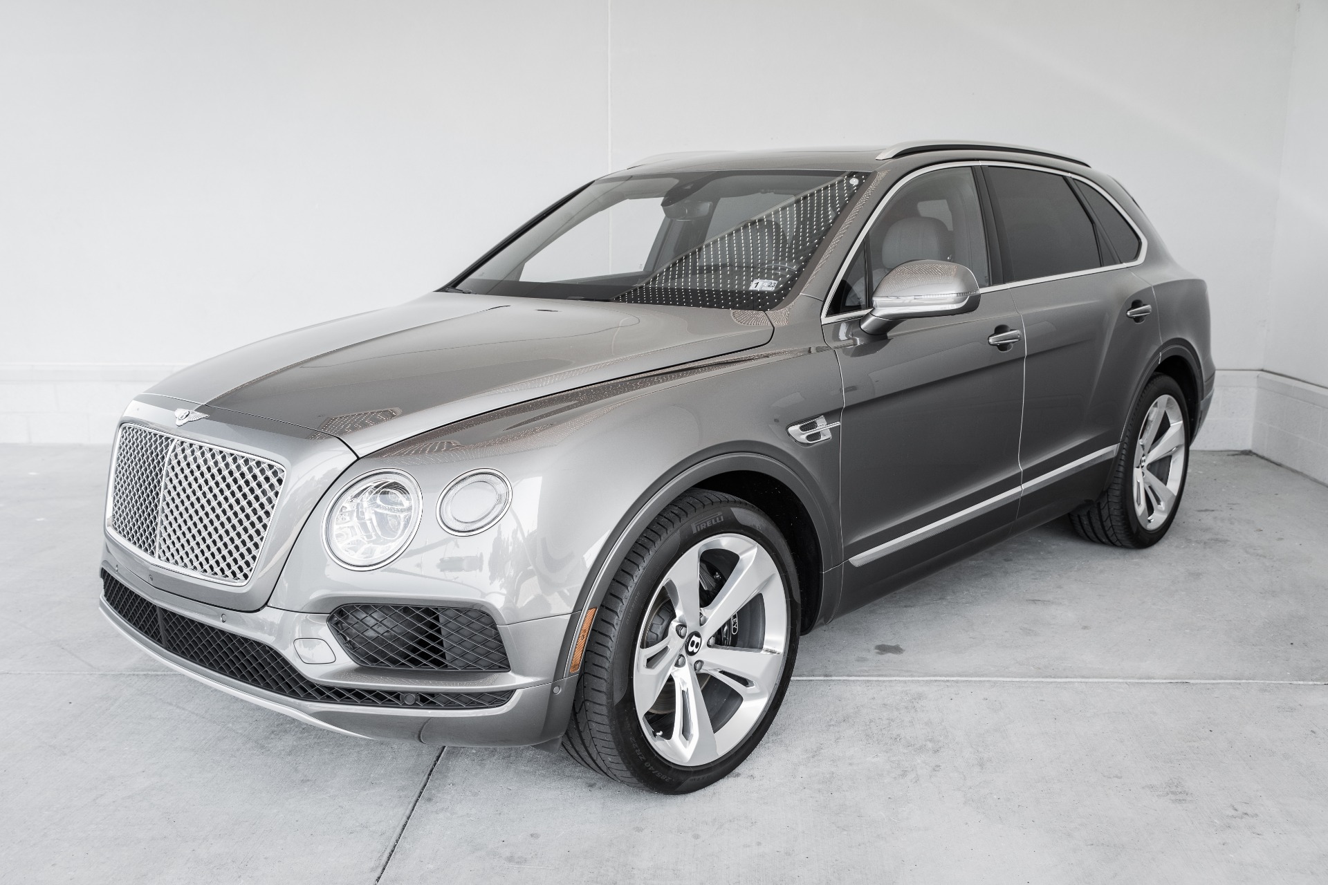 Used 2018 Bentley Bentayga | St. Petersburg, FL