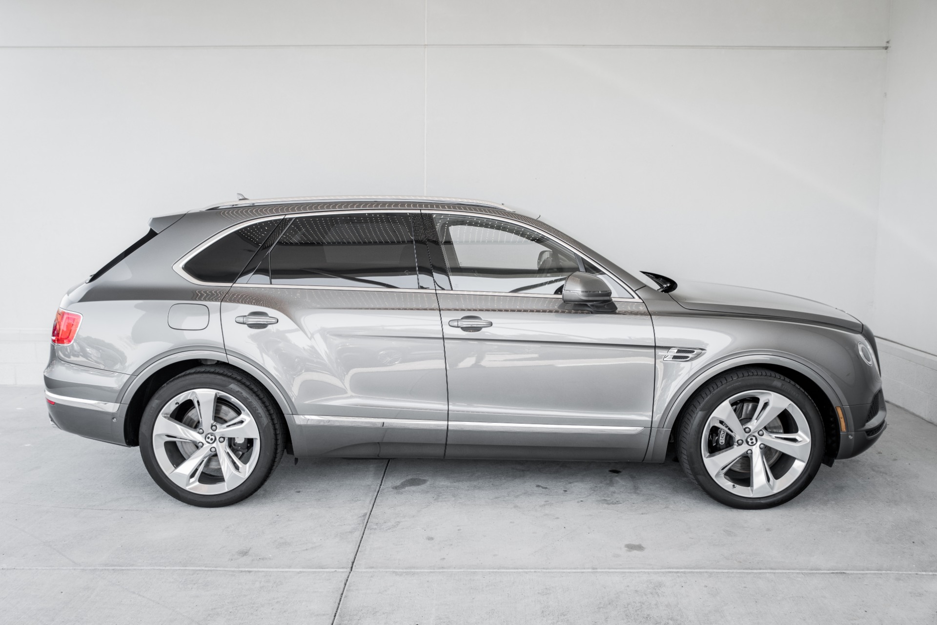 Used 2018 Bentley Bentayga | St. Petersburg, FL