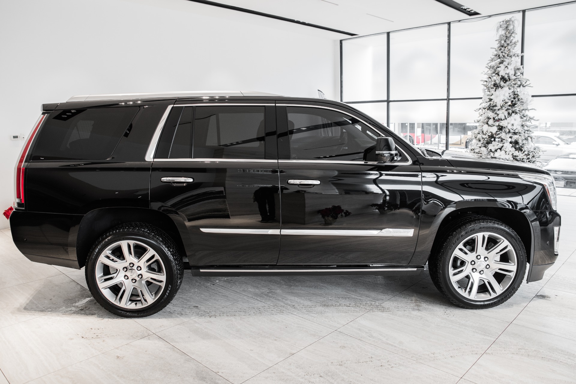 Used 2017 Cadillac Escalade Premium Luxury | St. Petersburg, FL