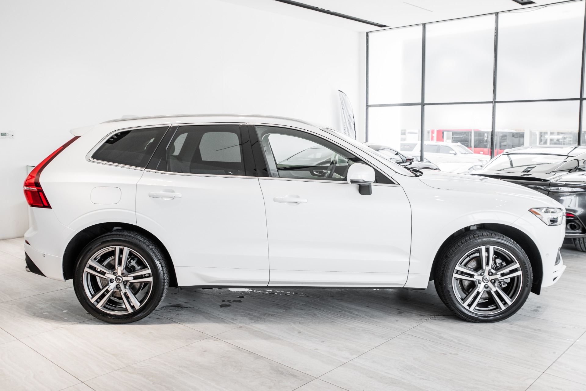 Used 2018 Volvo XC60 T6 Momentum | St. Petersburg, FL