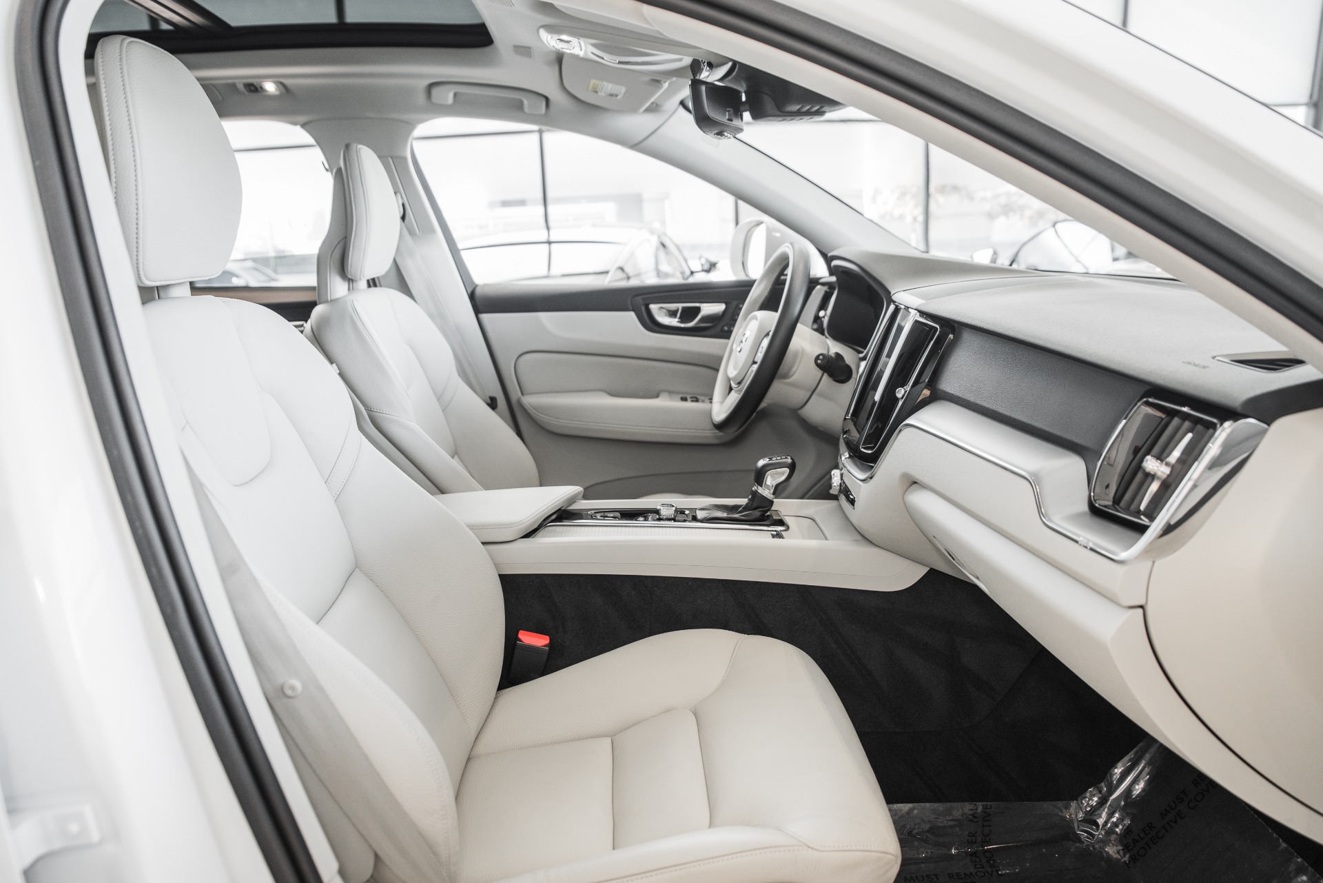 Used 2018 Volvo XC60 T6 Momentum | St. Petersburg, FL