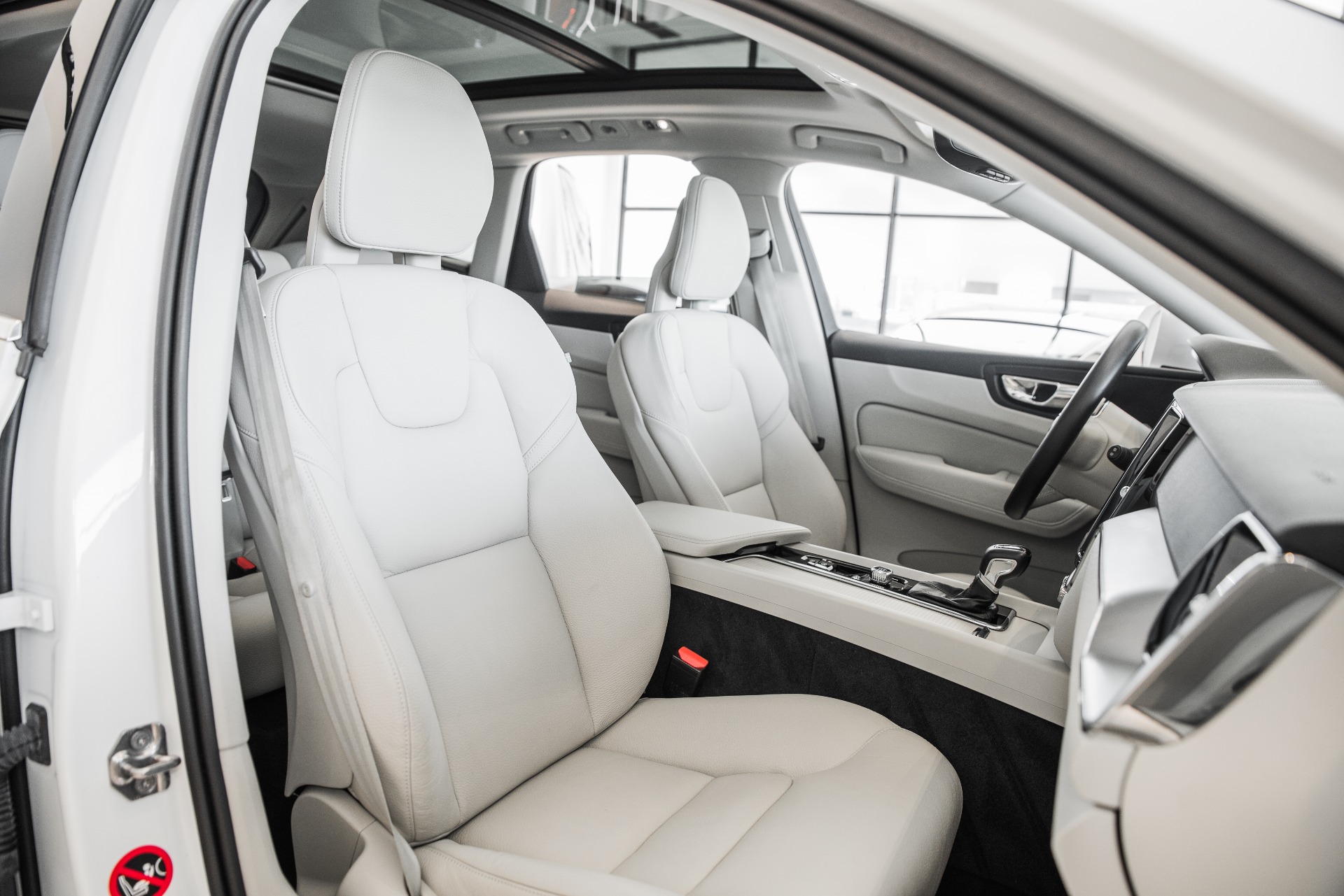 Used 2018 Volvo XC60 T6 Momentum | St. Petersburg, FL