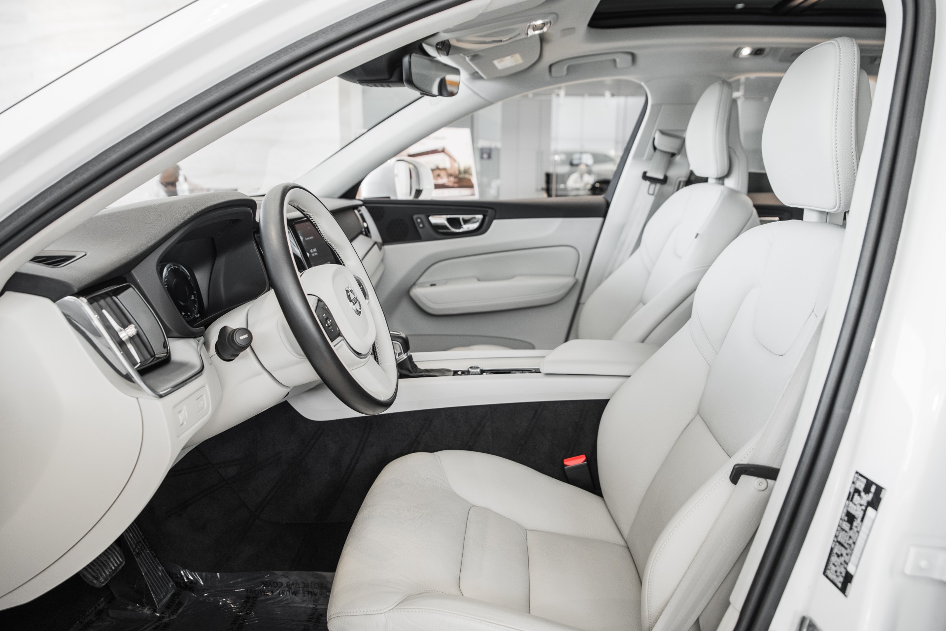 Used 2018 Volvo XC60 T6 Momentum | St. Petersburg, FL