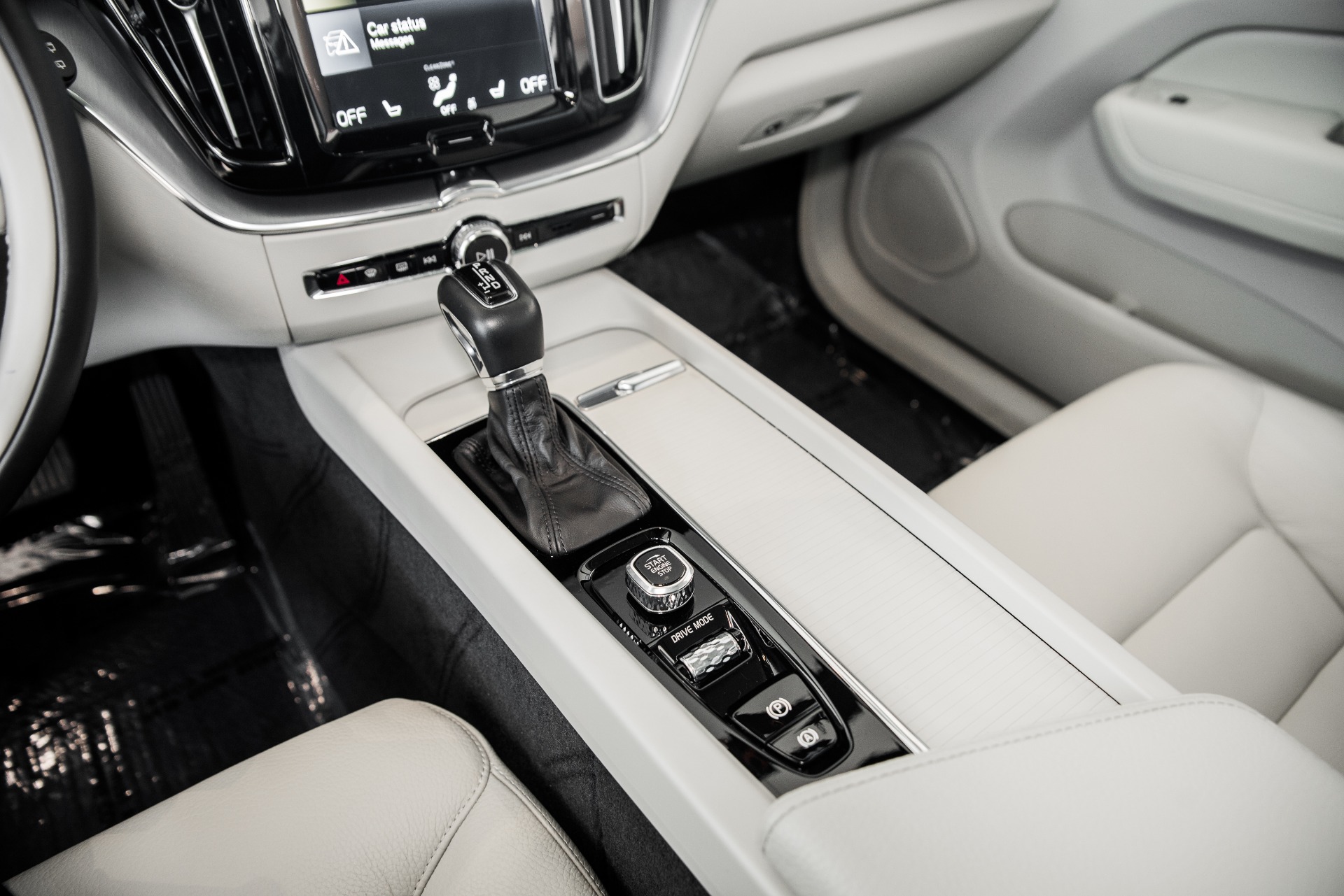 Used 2018 Volvo XC60 T6 Momentum | St. Petersburg, FL