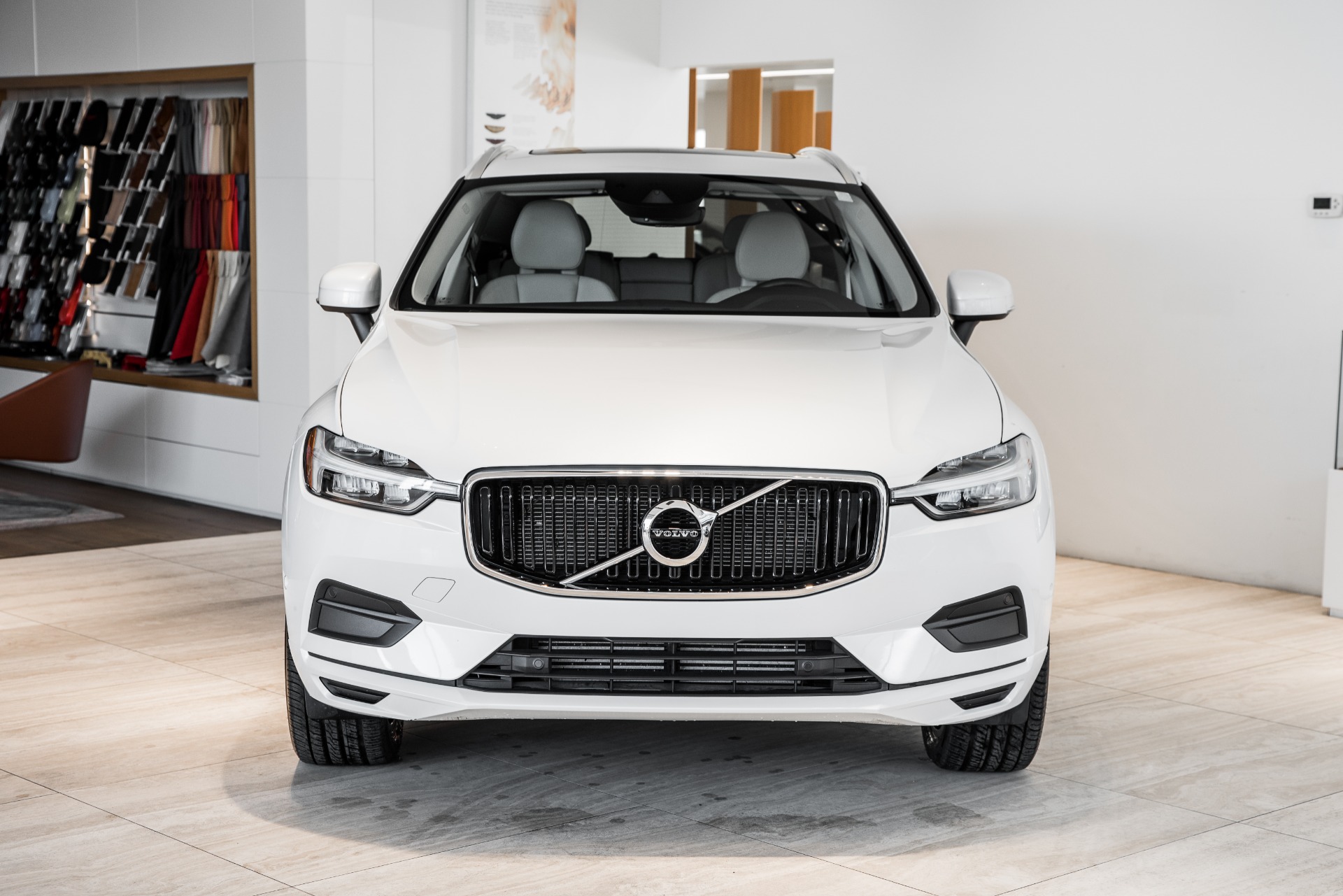 Used 2018 Volvo XC60 T6 Momentum | St. Petersburg, FL