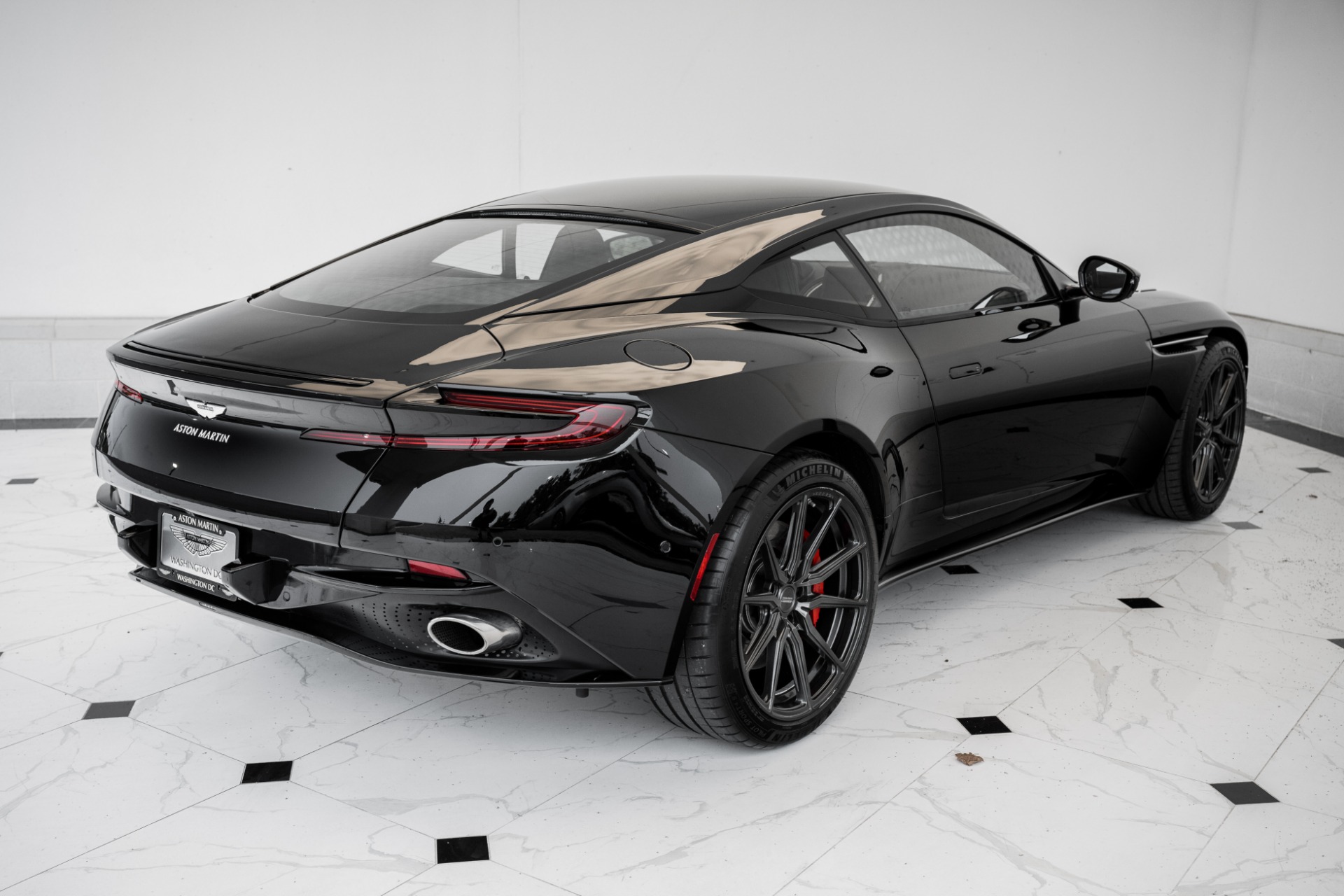 Used 2018 Aston Martin DB11 V12 | St. Petersburg, FL