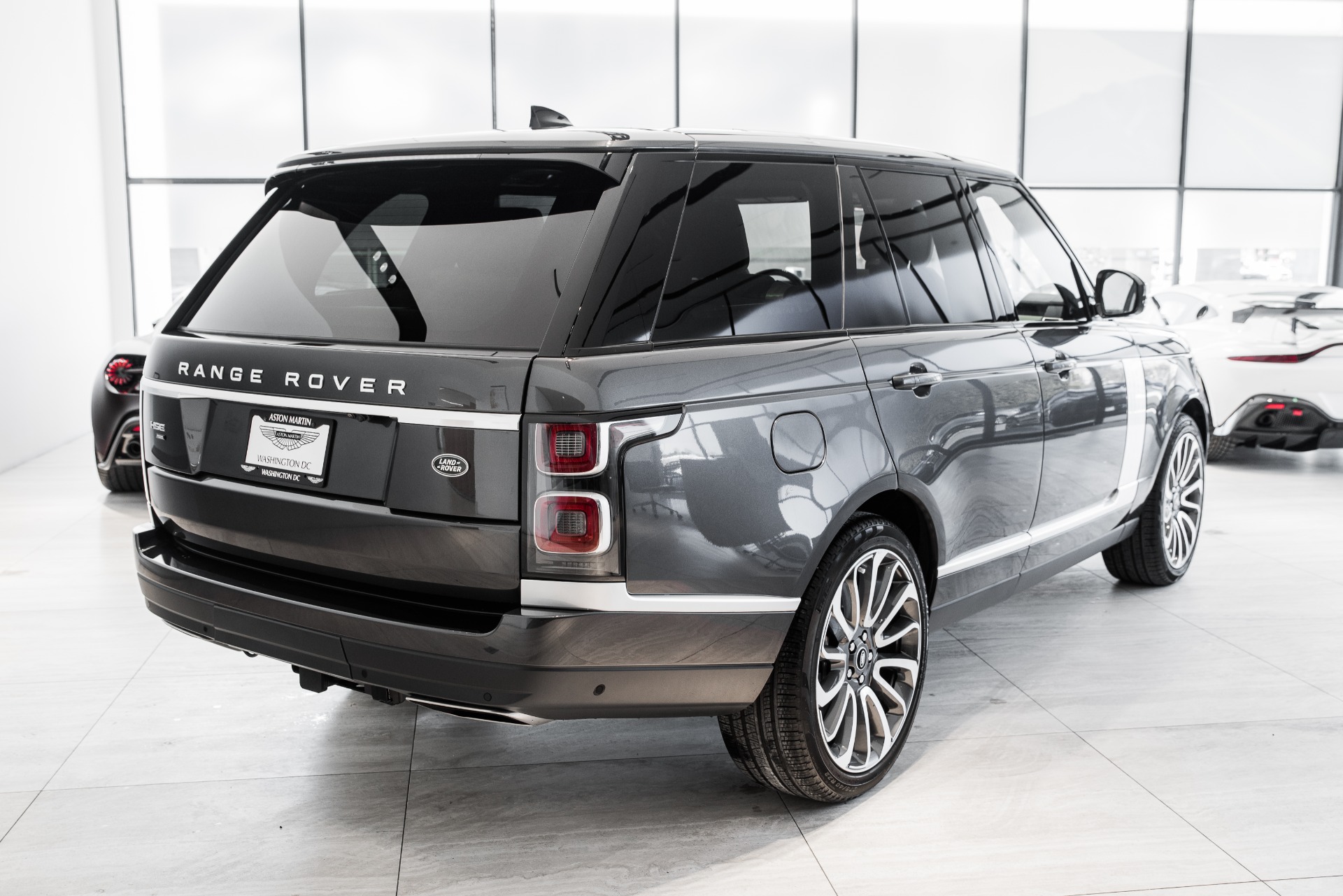 2022 Land Rover Range Rover P525 Westminster Edition Stock P466298417 visit