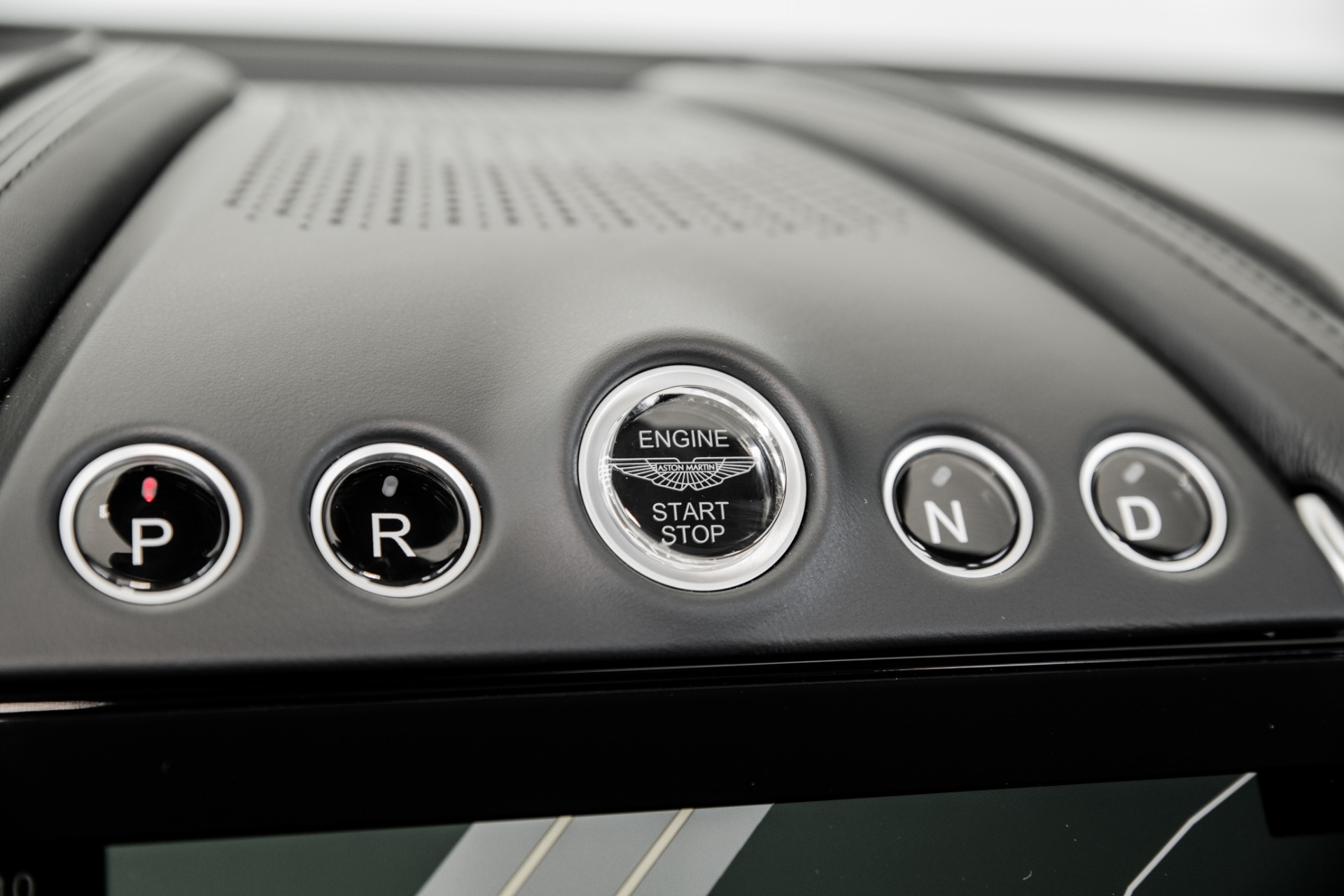 New 2021 Aston Martin DBX | St. Petersburg, FL