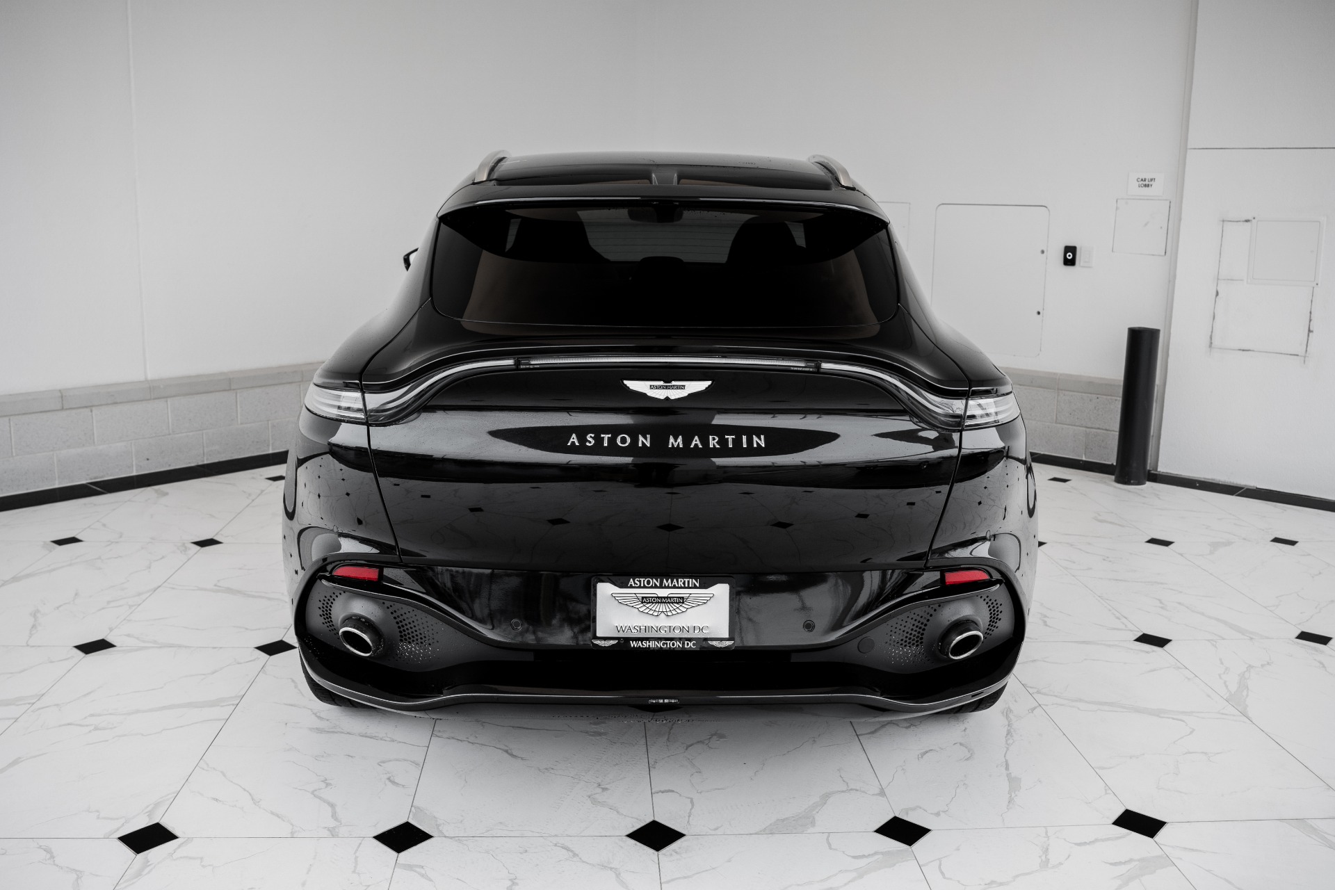 New 2021 Aston Martin DBX | St. Petersburg, FL
