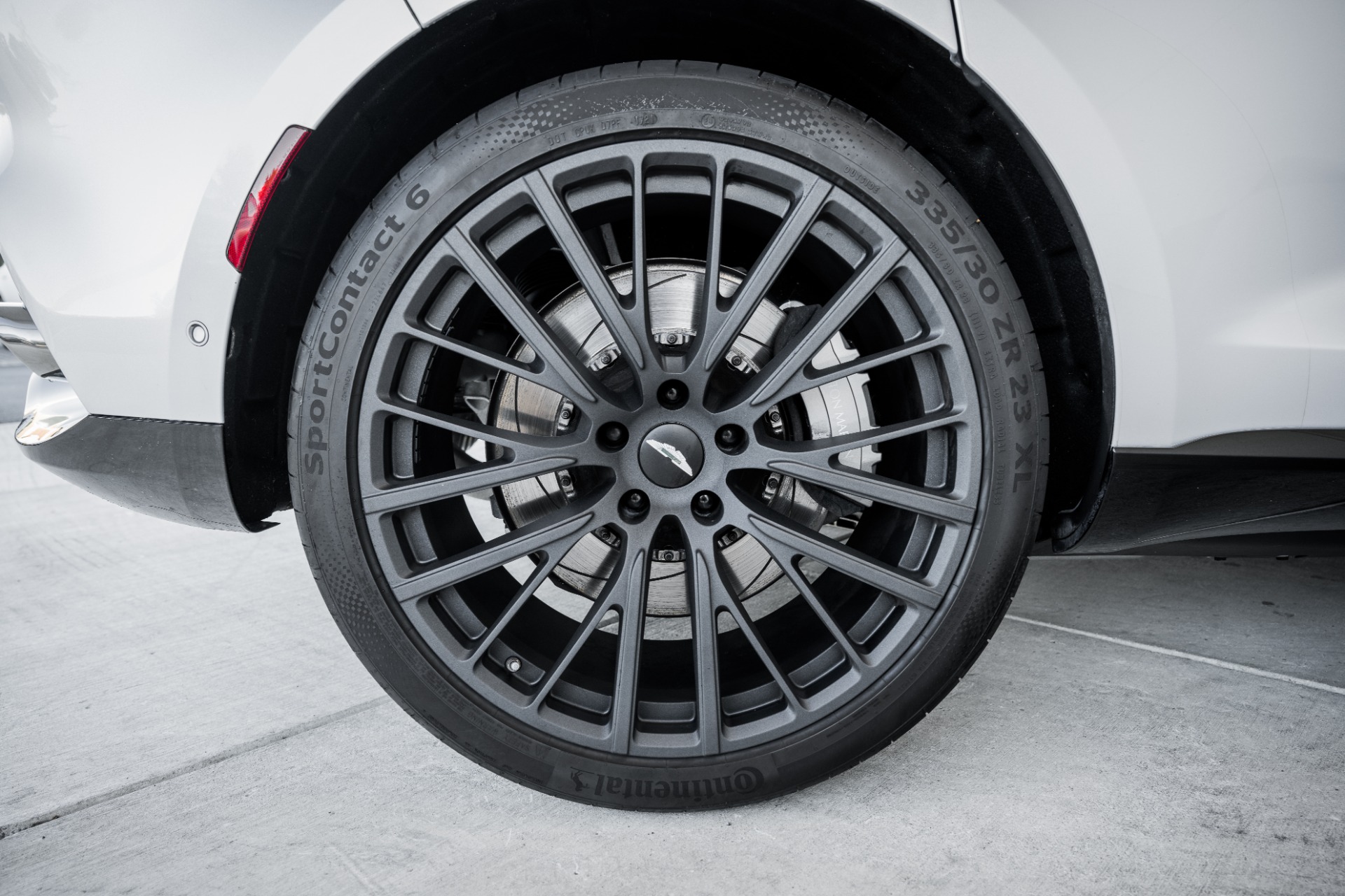 New 2021 Aston Martin DBX | St. Petersburg, FL