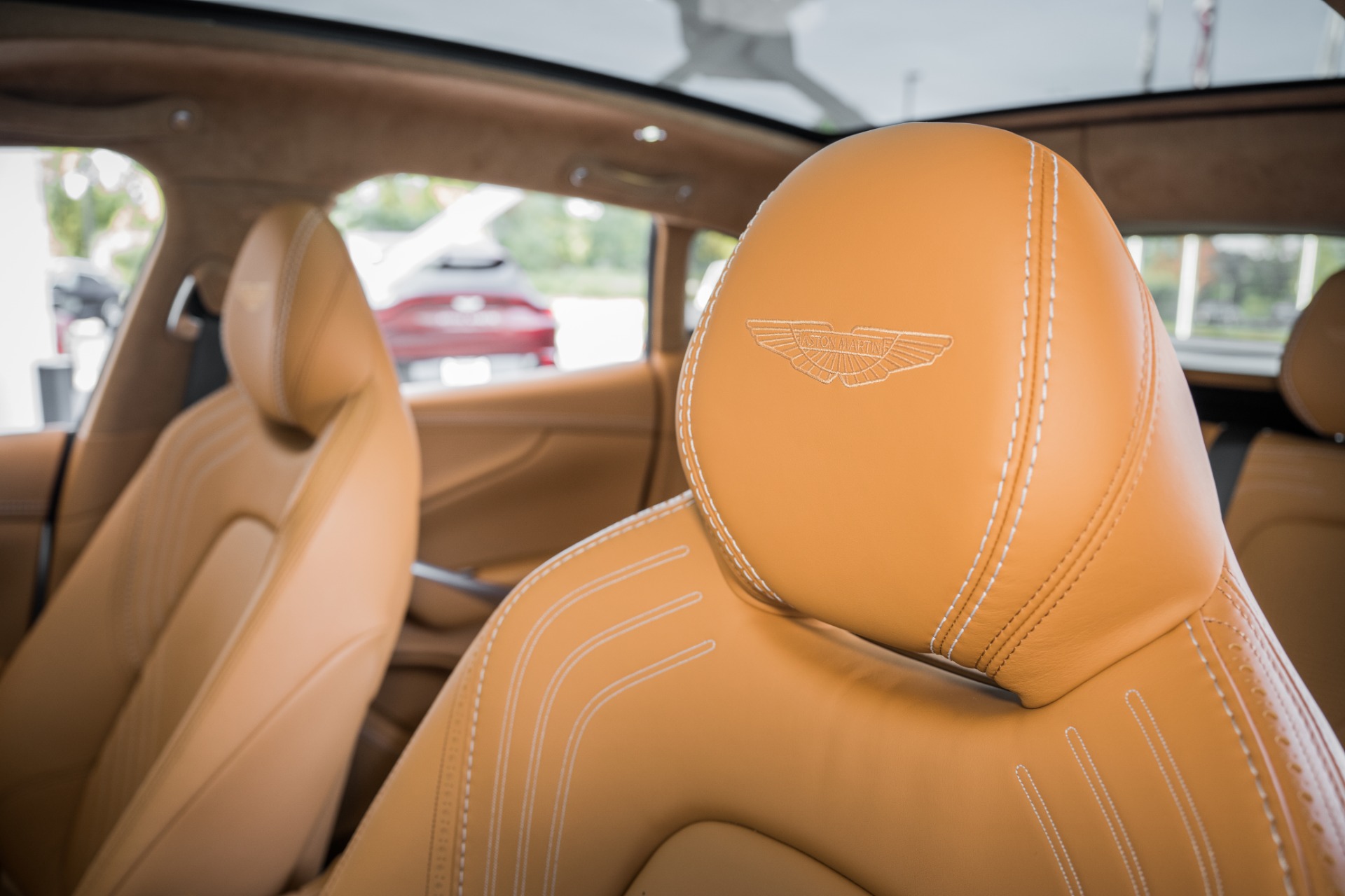 New 2021 Aston Martin DBX | St. Petersburg, FL