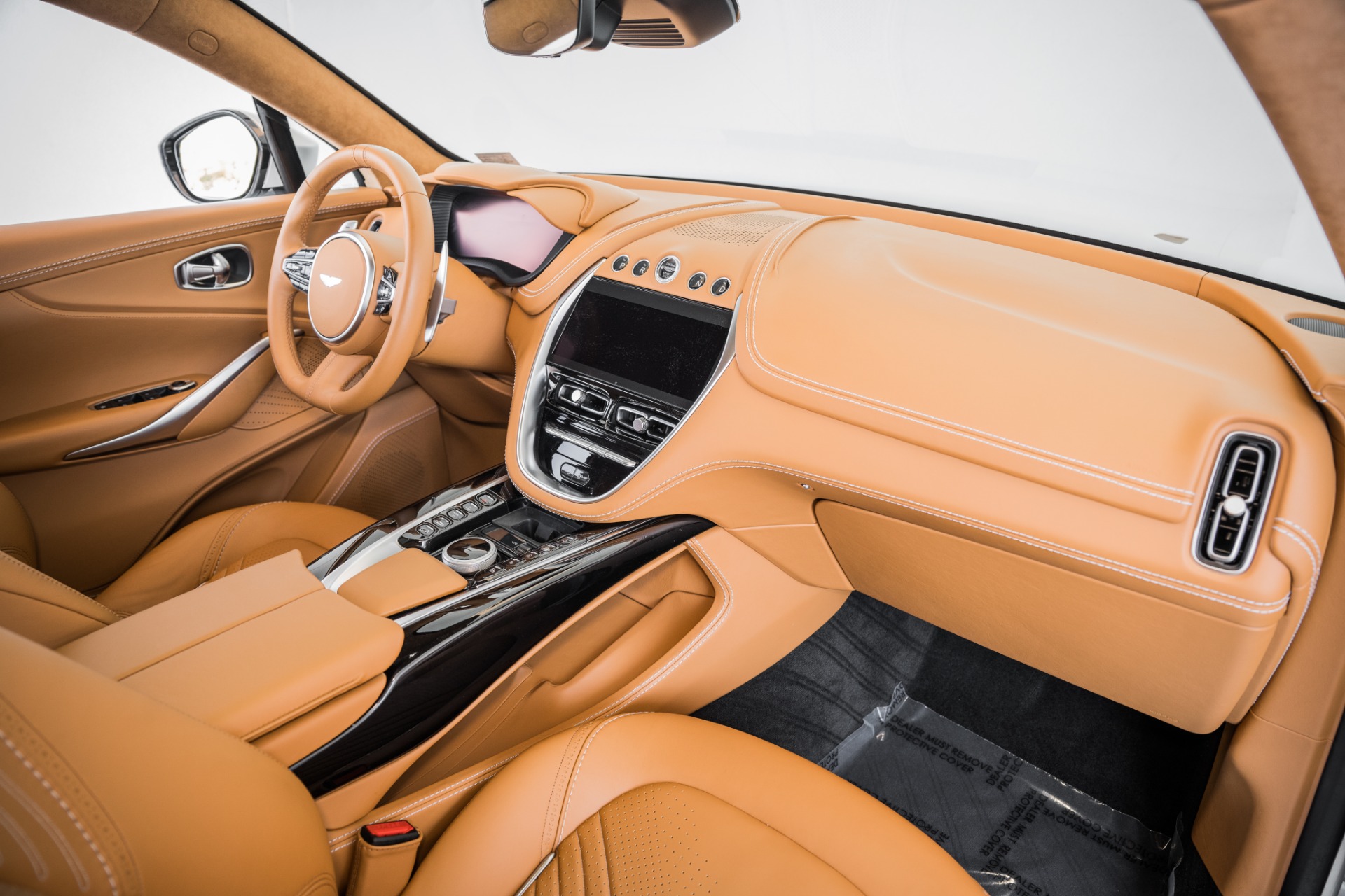 New 2021 Aston Martin DBX | St. Petersburg, FL