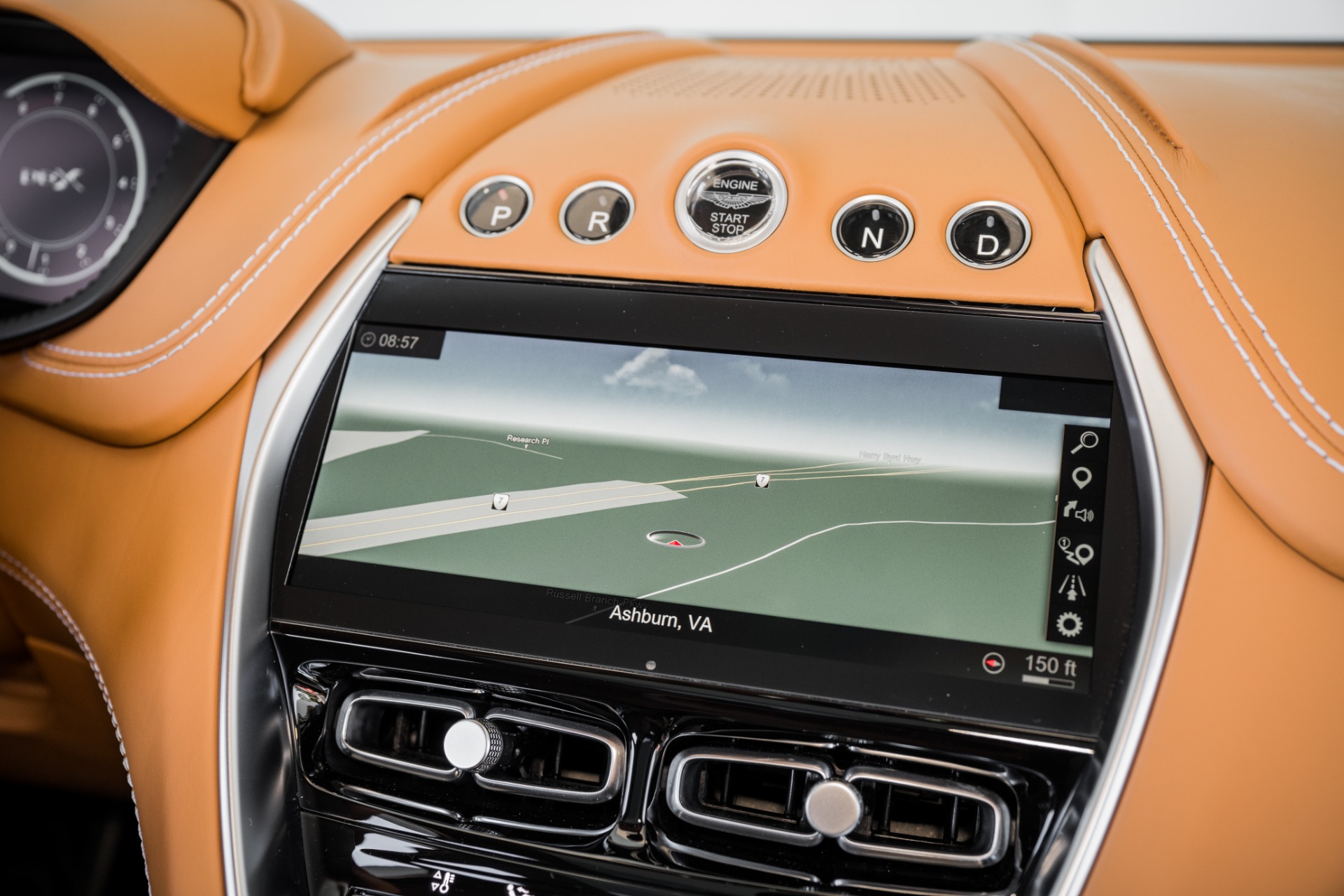 New 2021 Aston Martin DBX | St. Petersburg, FL