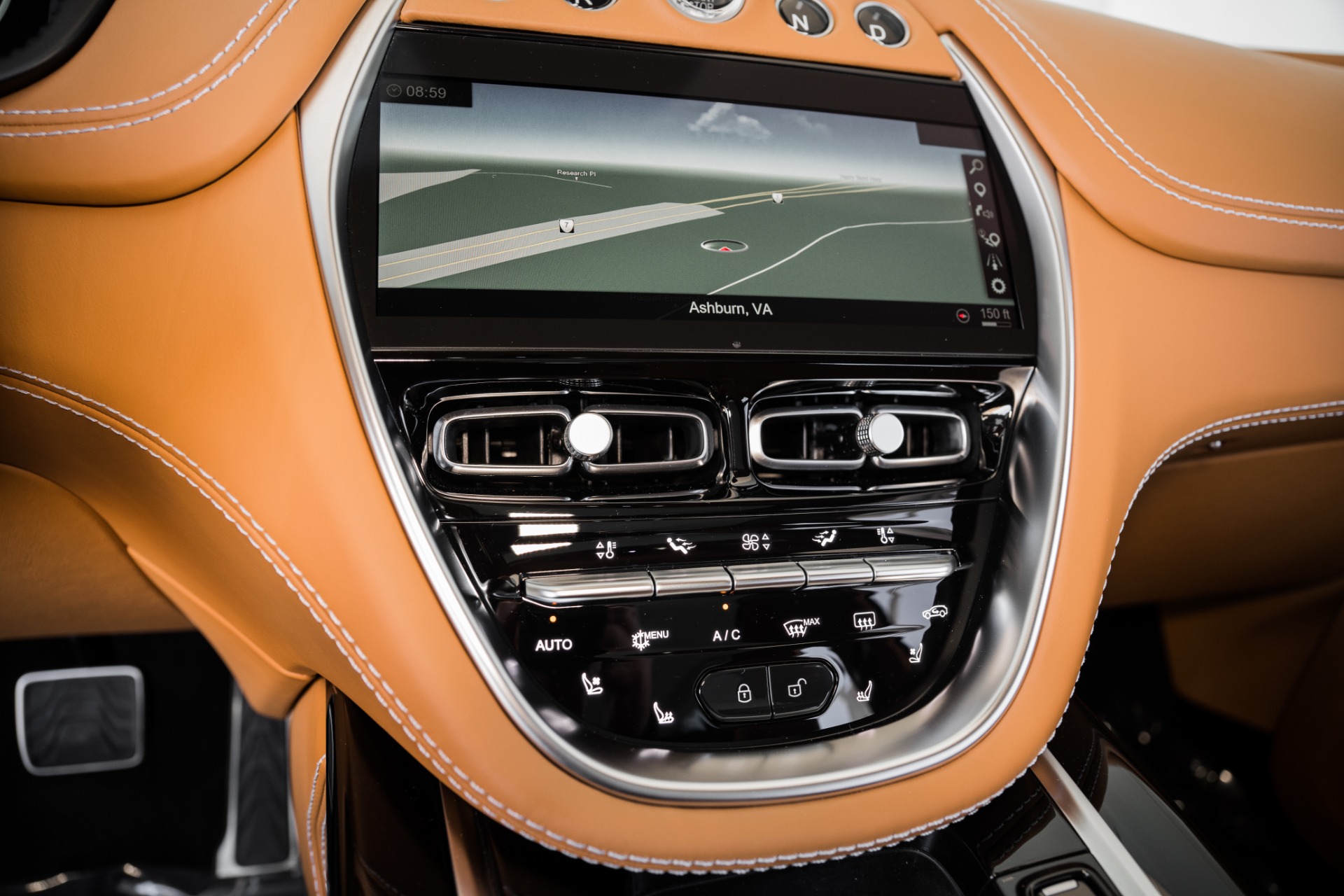 New 2021 Aston Martin DBX | St. Petersburg, FL