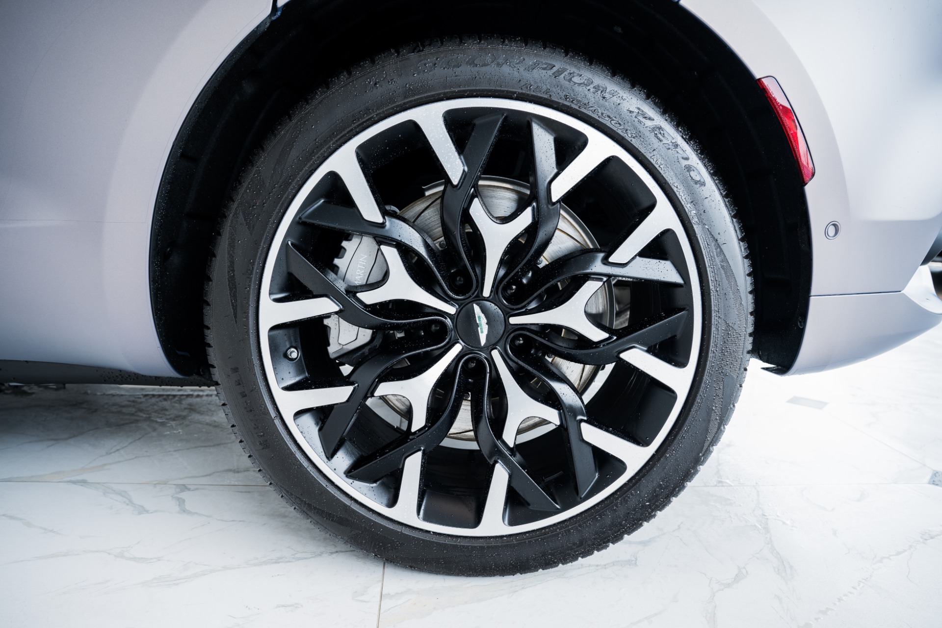 New 2022 Aston Martin DBX | St. Petersburg, FL