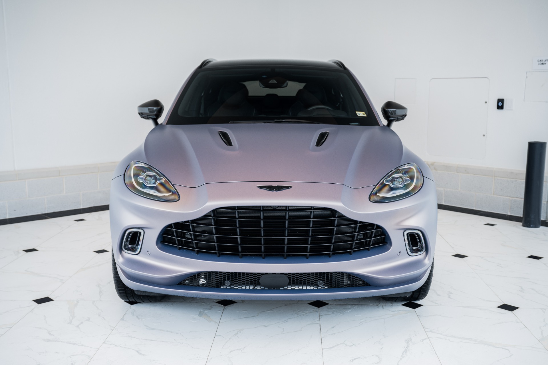 New 2022 Aston Martin DBX | St. Petersburg, FL
