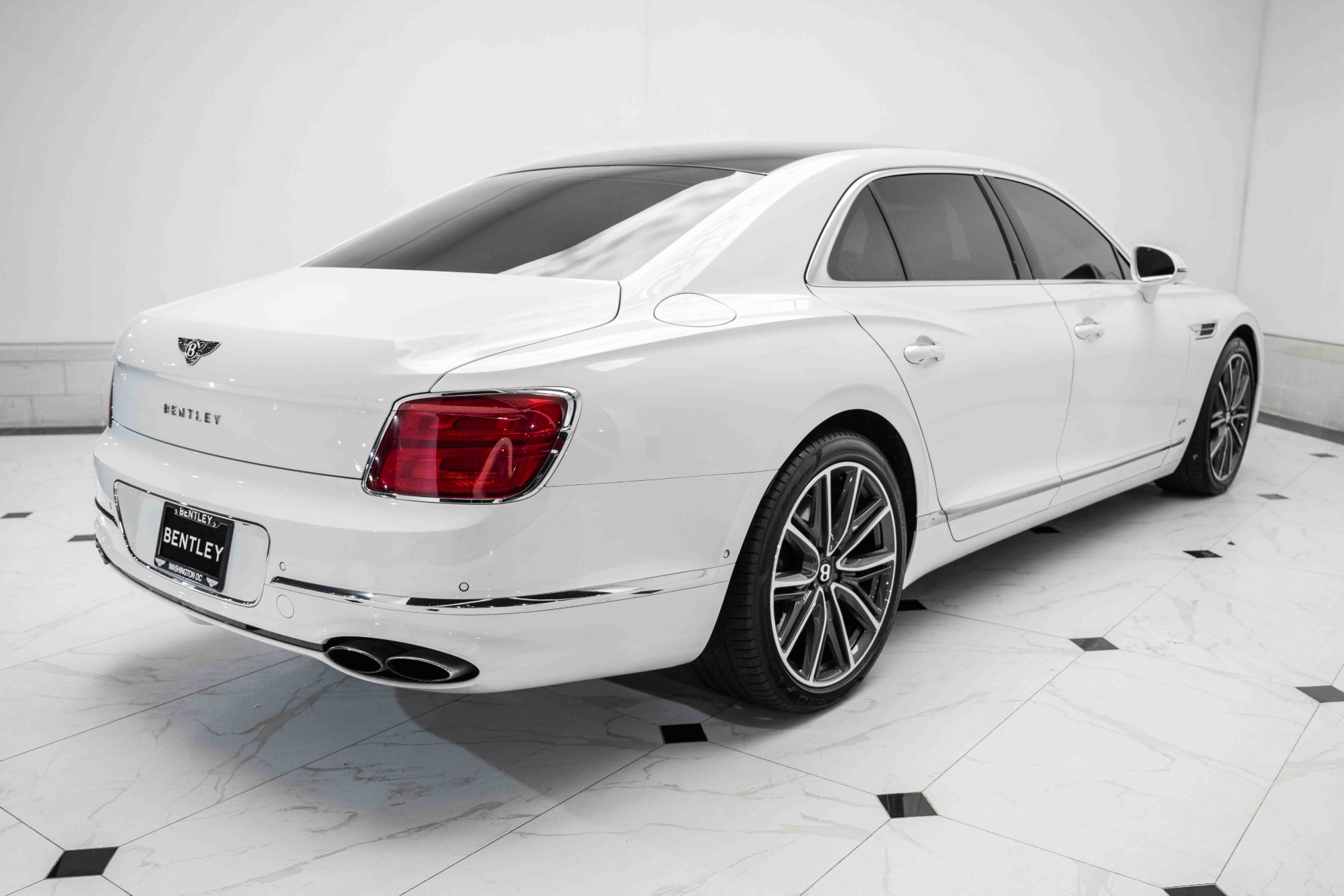 Used 2021 Bentley Flying Spur V8 | St. Petersburg, FL