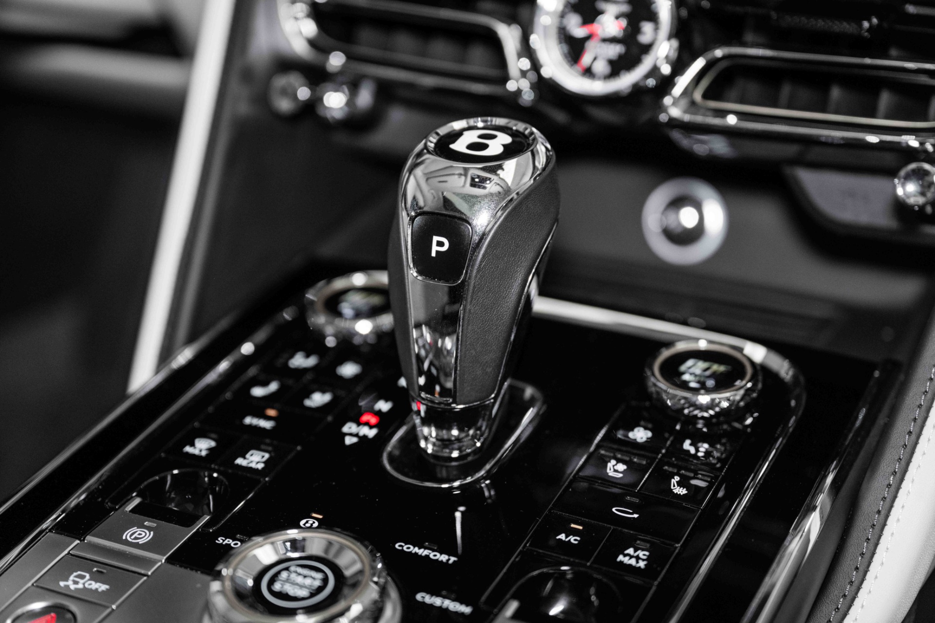 Used 2021 Bentley Flying Spur V8 | St. Petersburg, FL
