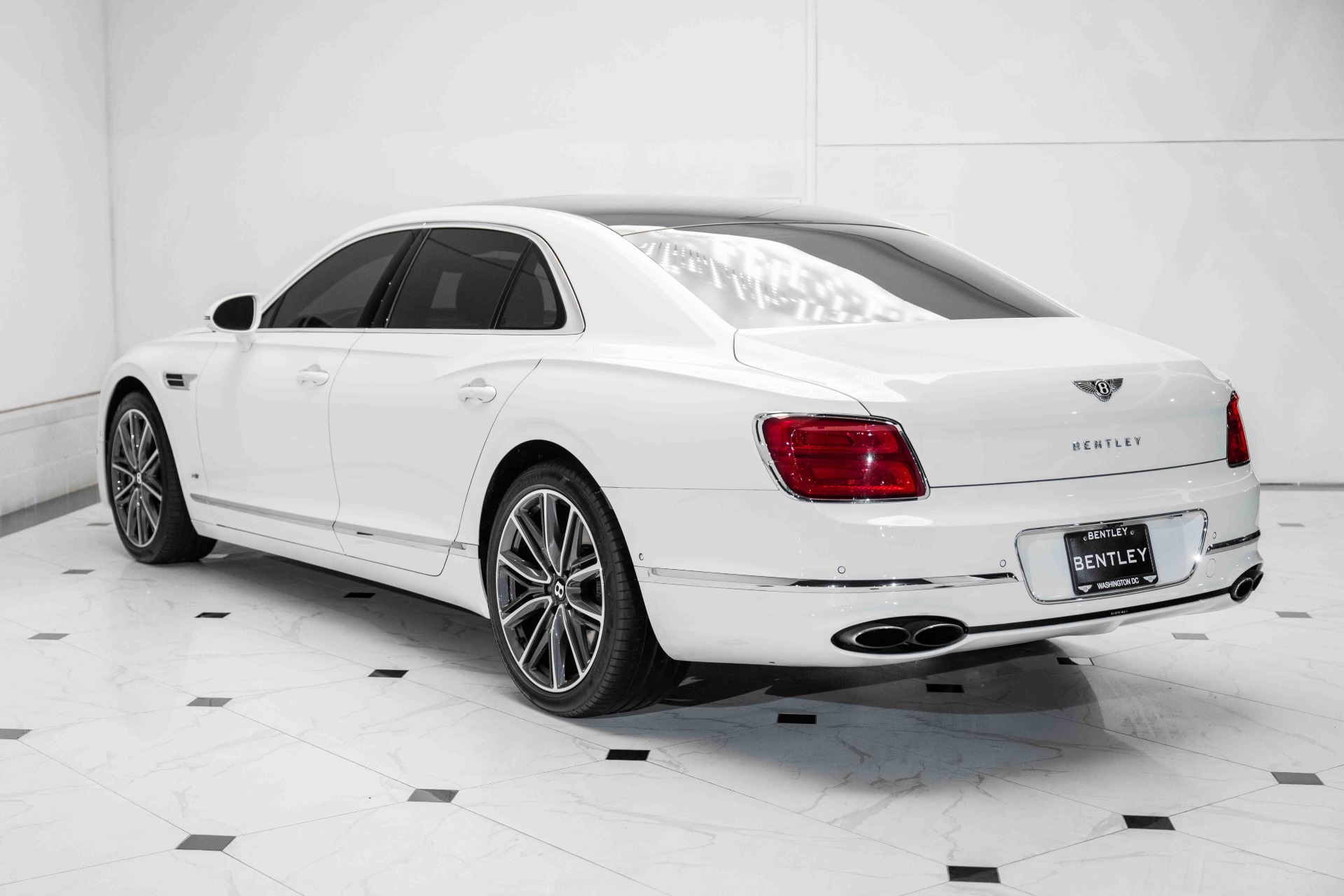 Used 2021 Bentley Flying Spur V8 | St. Petersburg, FL