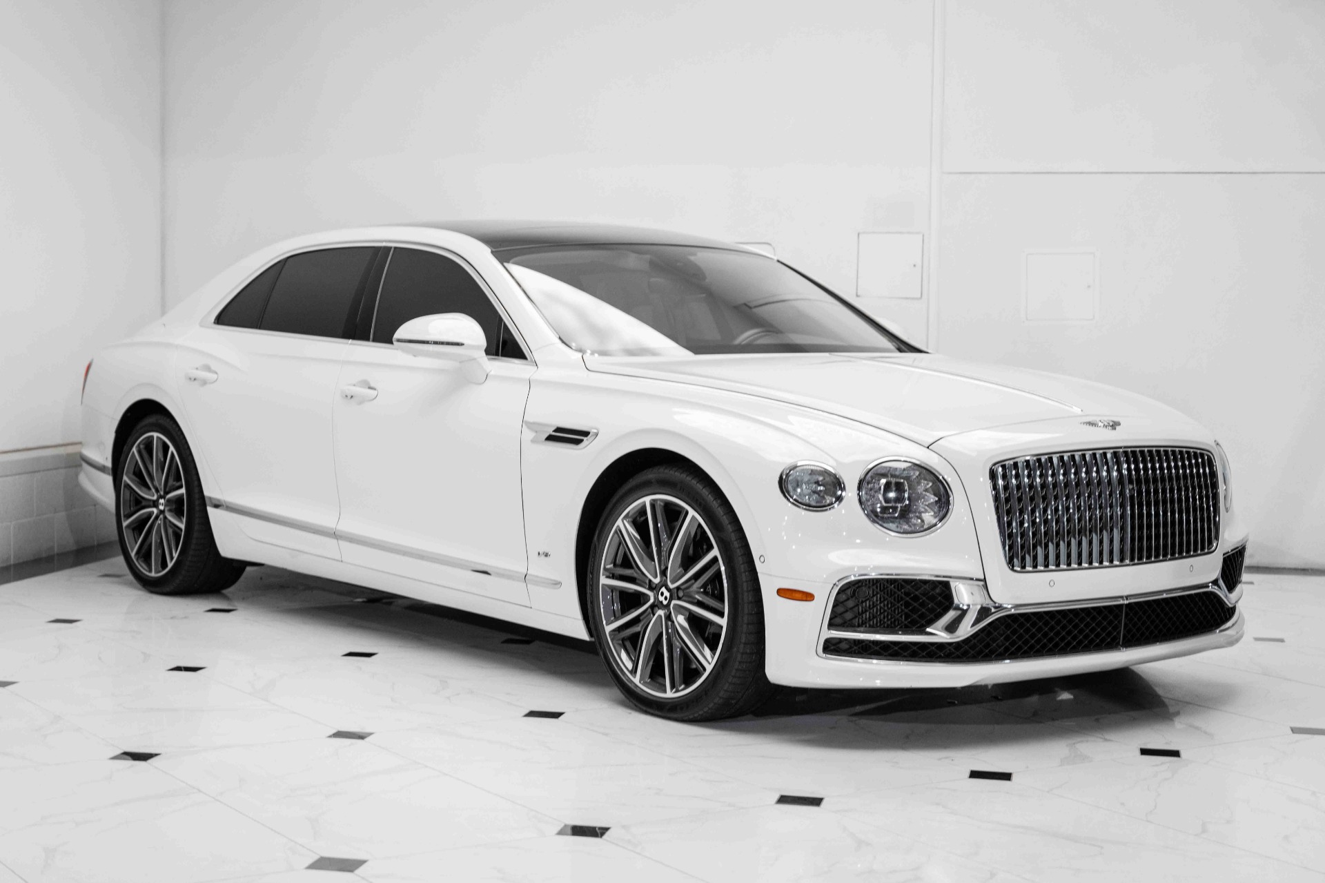 Used 2021 Bentley Flying Spur V8 | St. Petersburg, FL