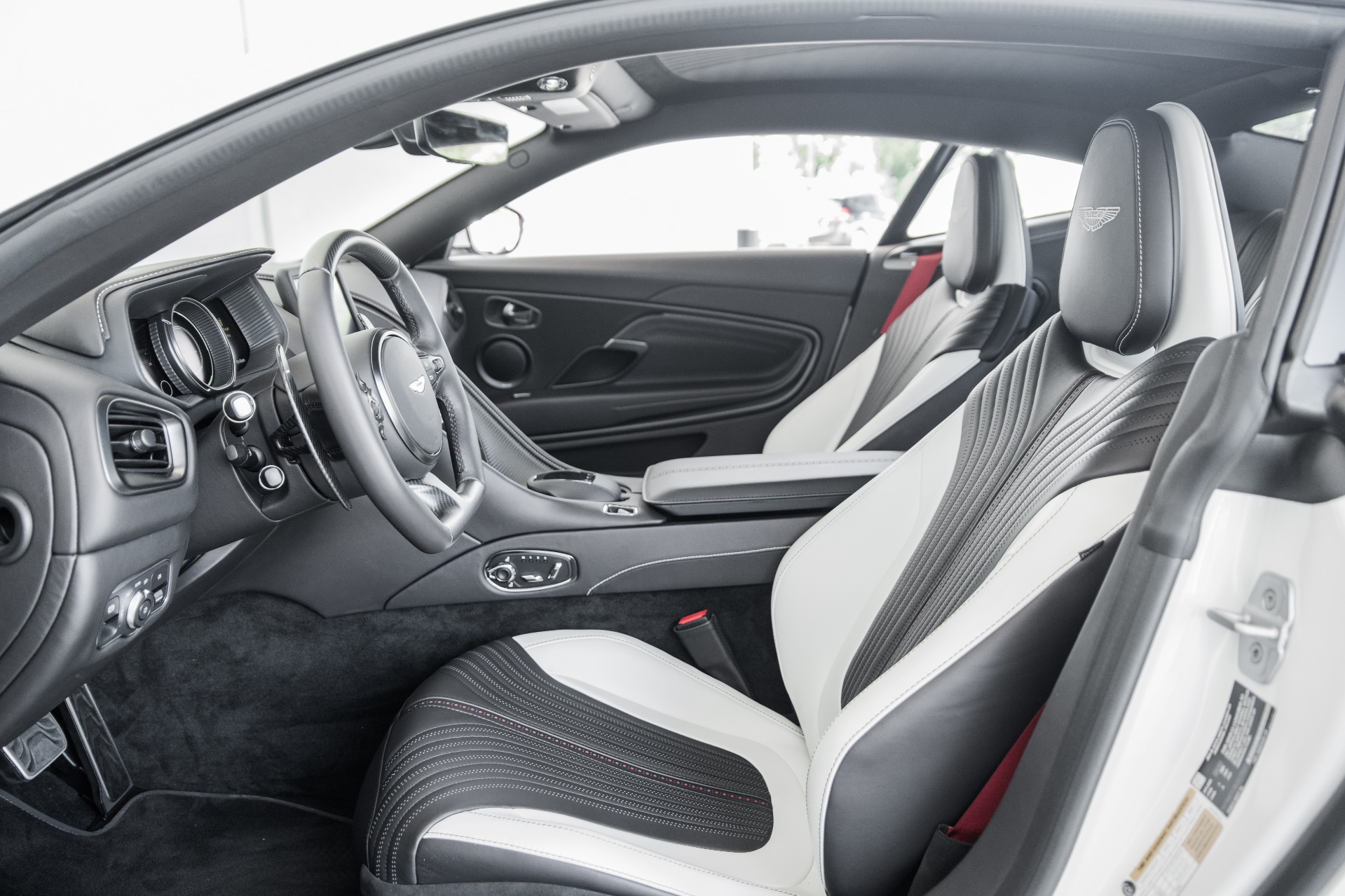 New 2022 Aston Martin DB11 V12 | St. Petersburg, FL
