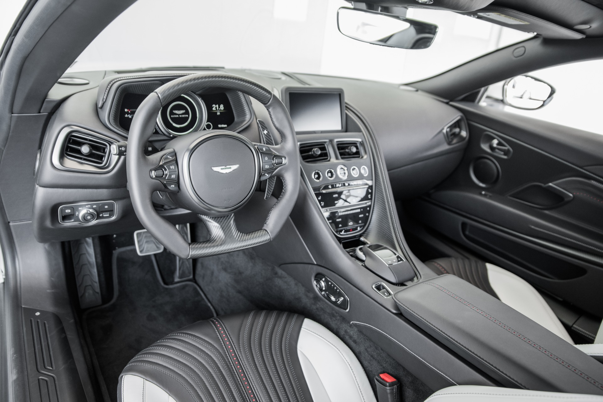 New 2022 Aston Martin DB11 V12 | St. Petersburg, FL
