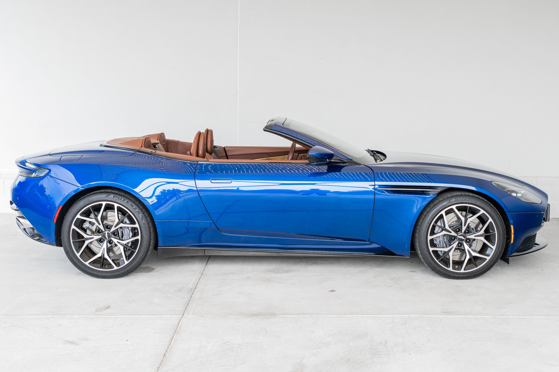 Used 2019 Aston Martin DB11 Volante | St. Petersburg, FL