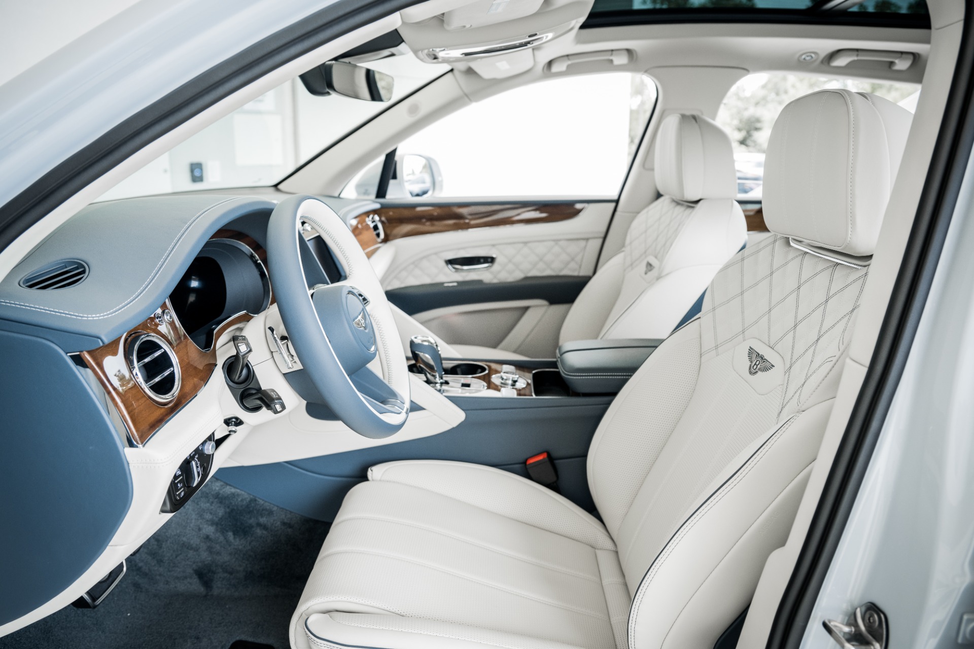New 2022 Bentley Bentayga | St. Petersburg, FL