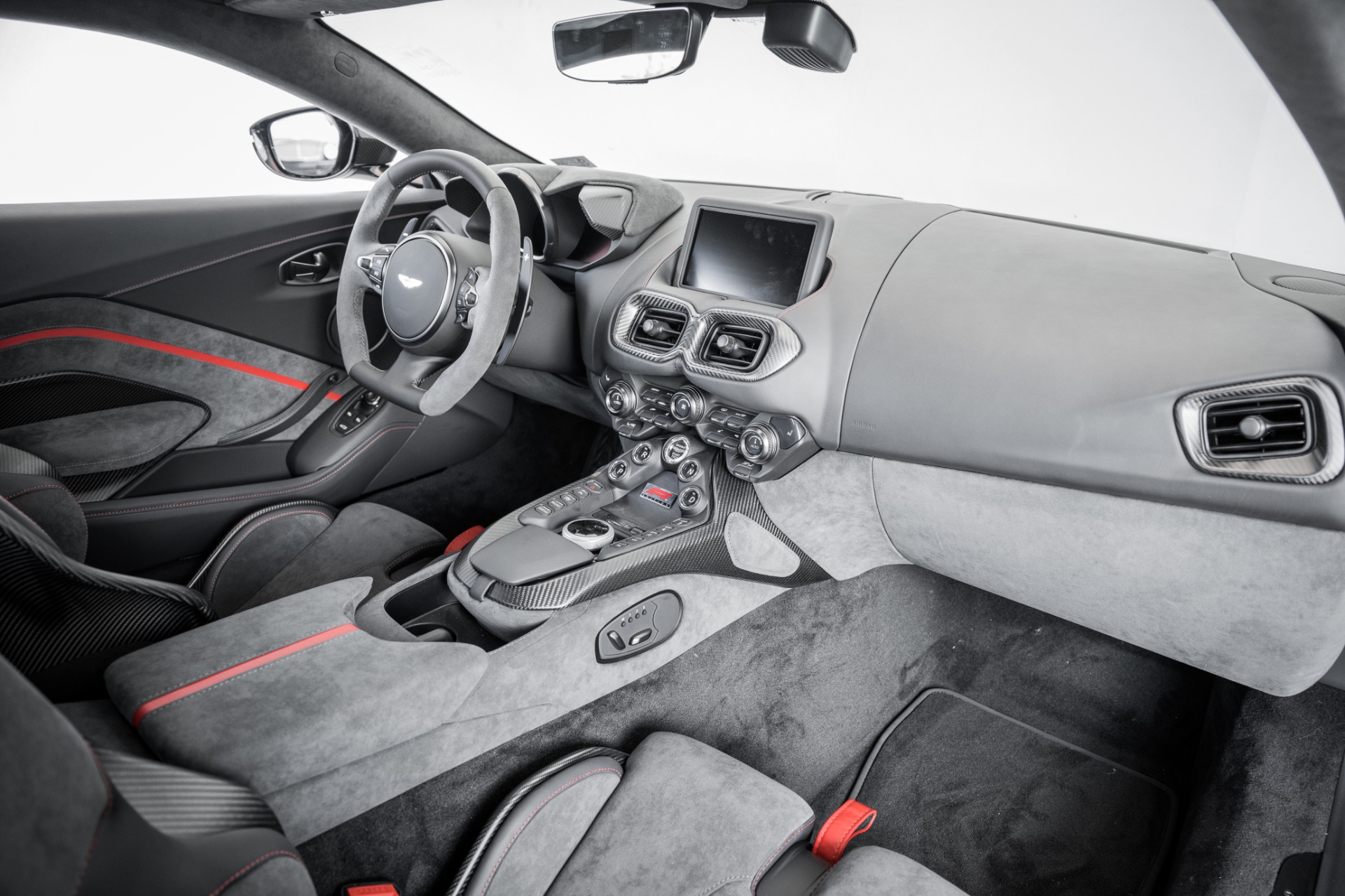 New 2023 Aston Martin Vantage | St. Petersburg, FL