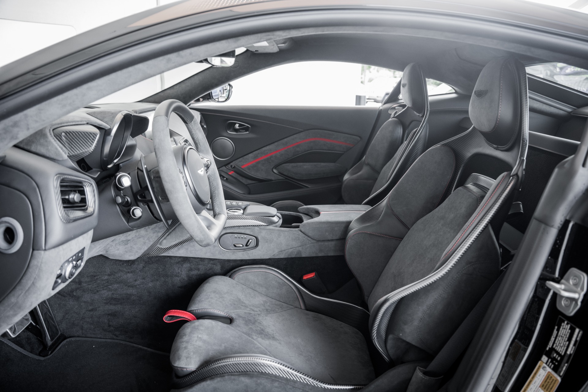 New 2023 Aston Martin Vantage | St. Petersburg, FL