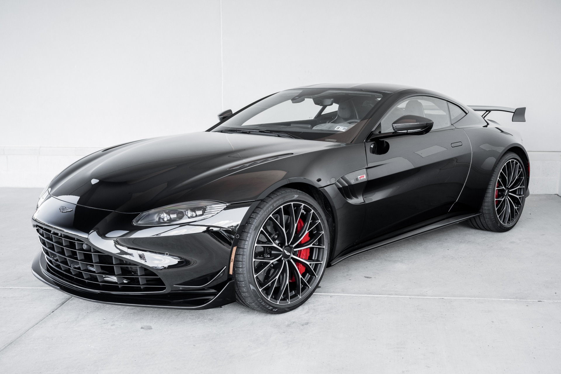 New 2023 Aston Martin Vantage | St. Petersburg, FL