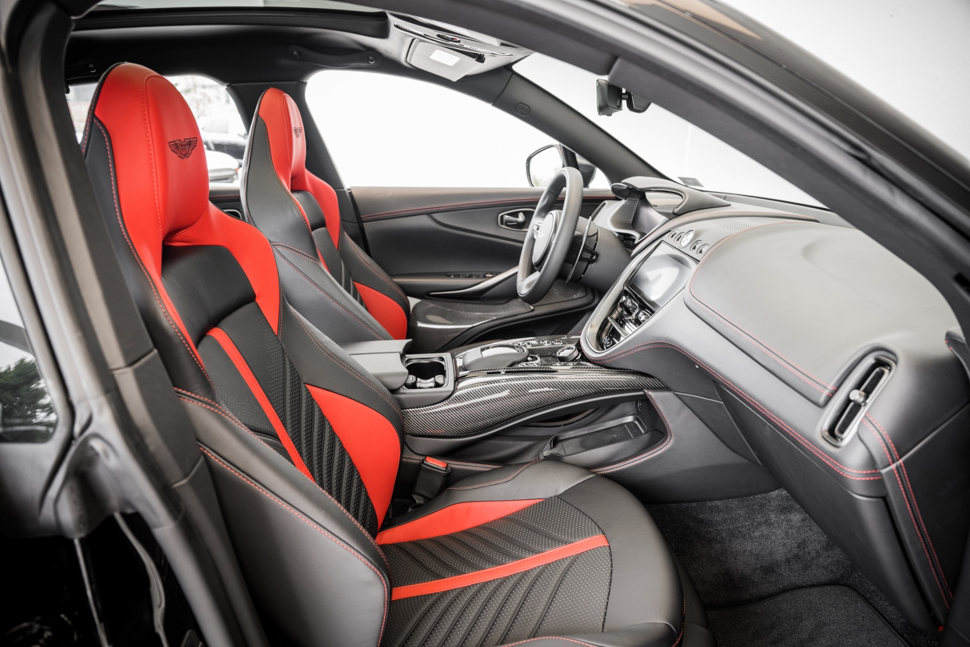 New 2023 Aston Martin DBX 707 | St. Petersburg, FL