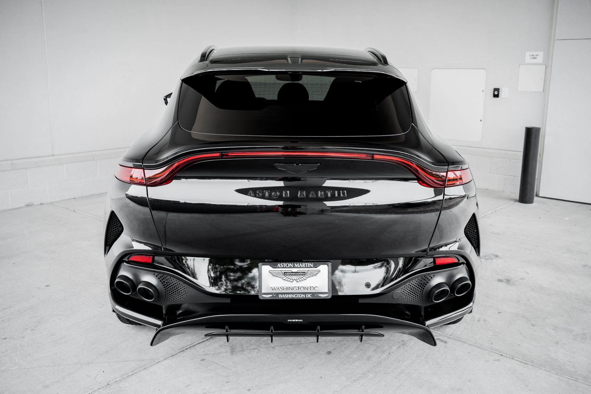 New 2023 Aston Martin DBX 707 | St. Petersburg, FL