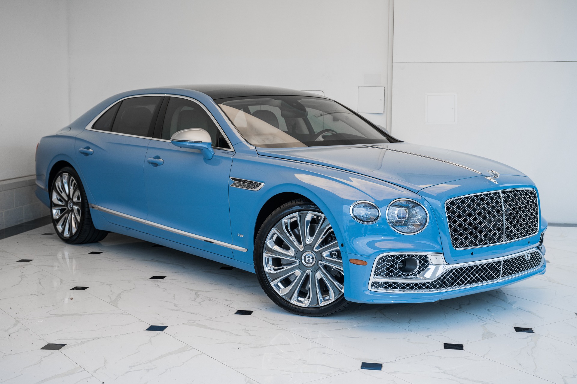 New 2022 Bentley Flying Spur Mulliner V8 | St. Petersburg, FL