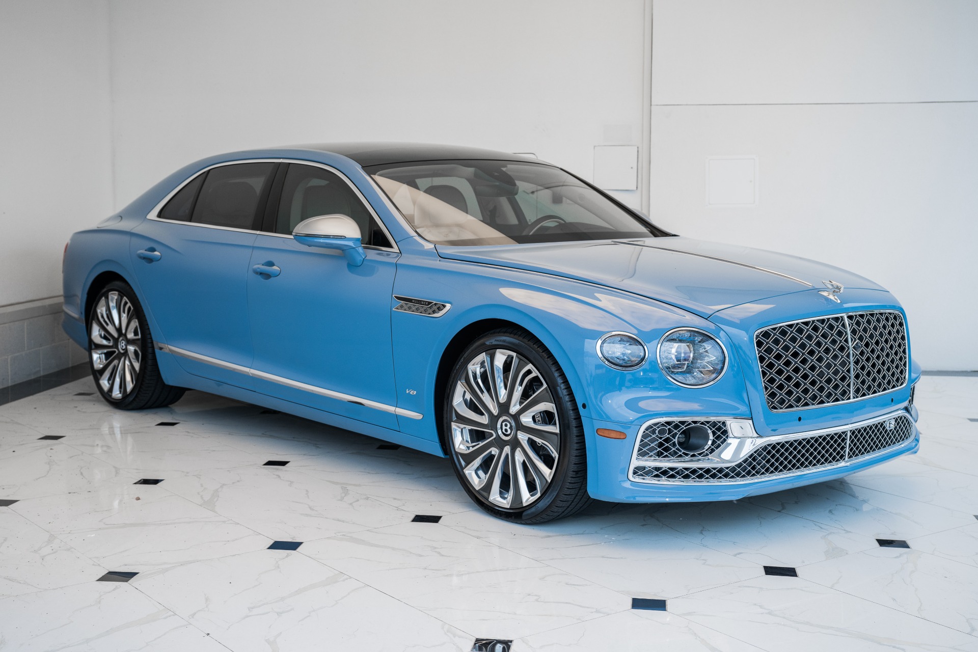 New 2022 Bentley Flying Spur Mulliner V8 | St. Petersburg, FL