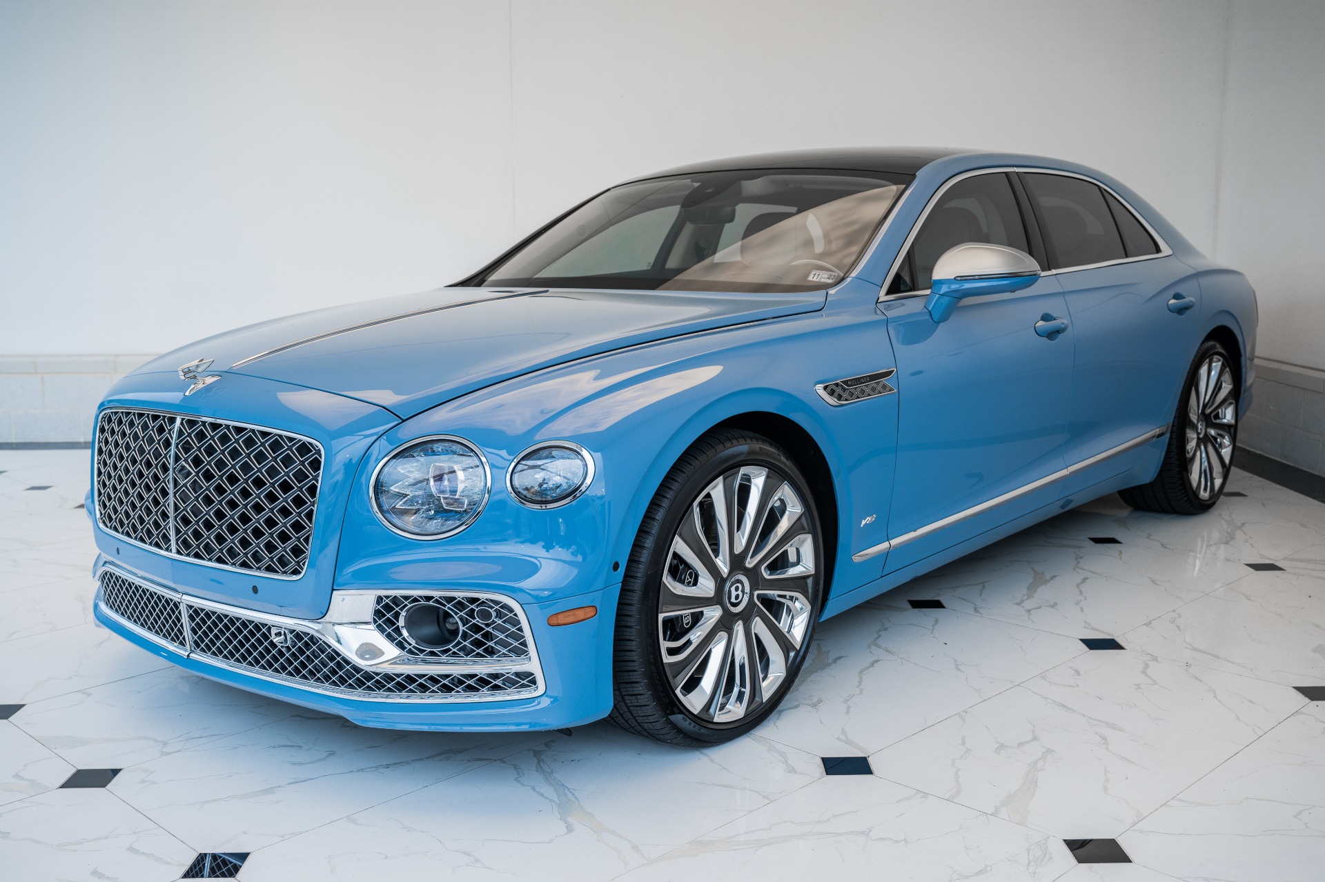 New 2022 Bentley Flying Spur Mulliner V8 | St. Petersburg, FL