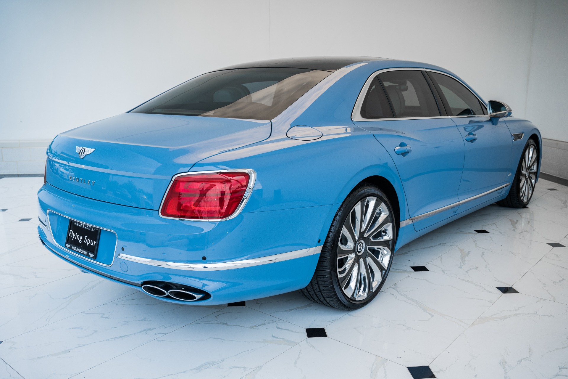 New 2022 Bentley Flying Spur Mulliner V8 | St. Petersburg, FL