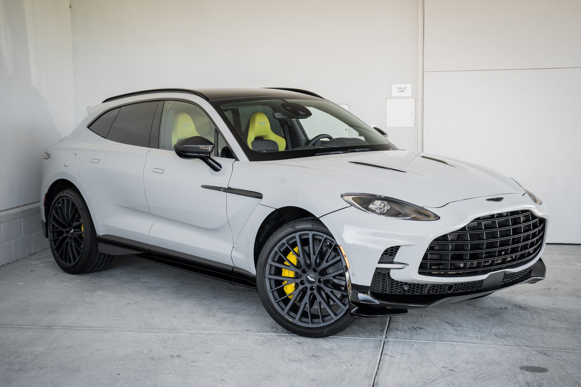 New 2023 Aston Martin DBX 707 | St. Petersburg, FL