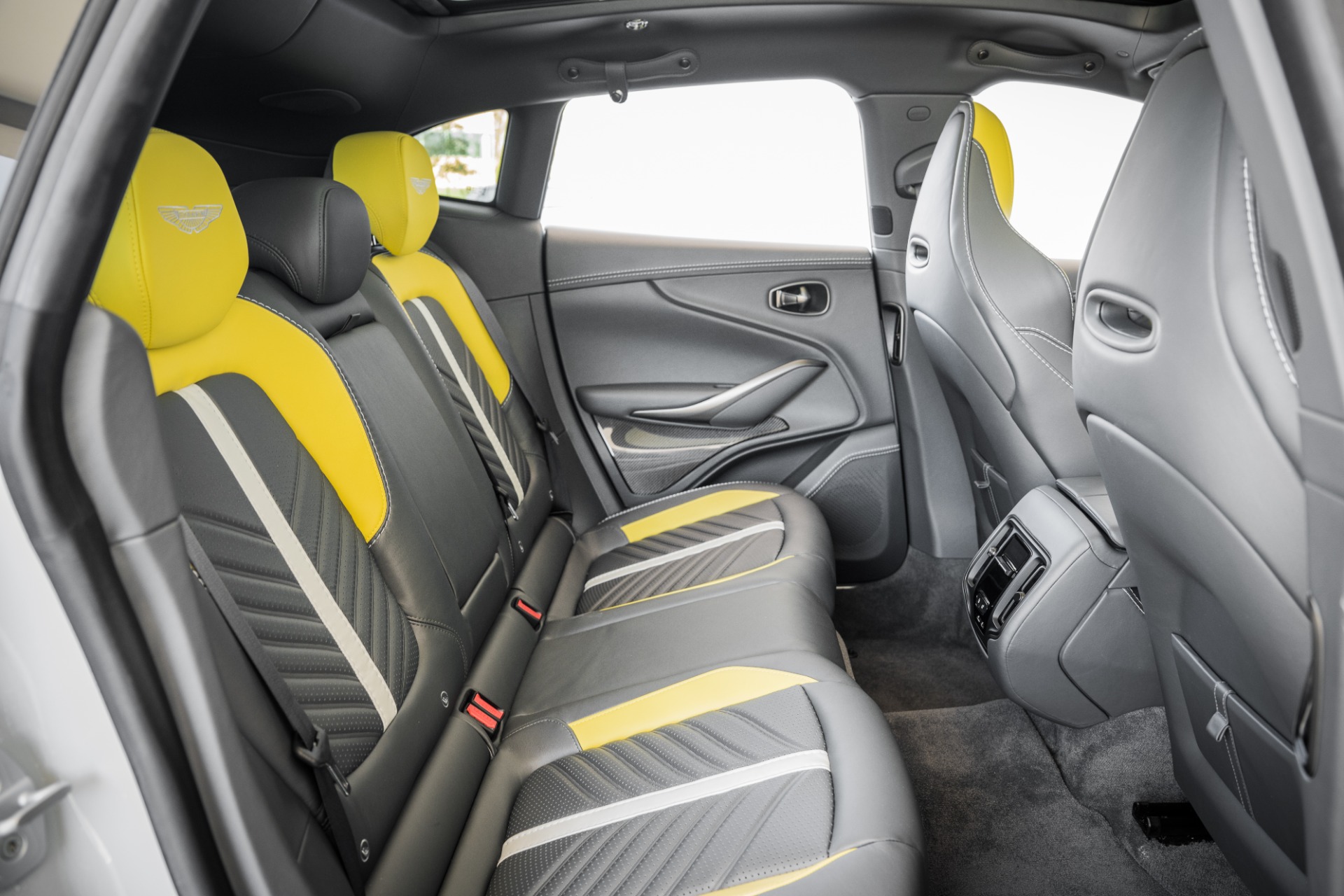 New 2023 Aston Martin DBX 707 | St. Petersburg, FL