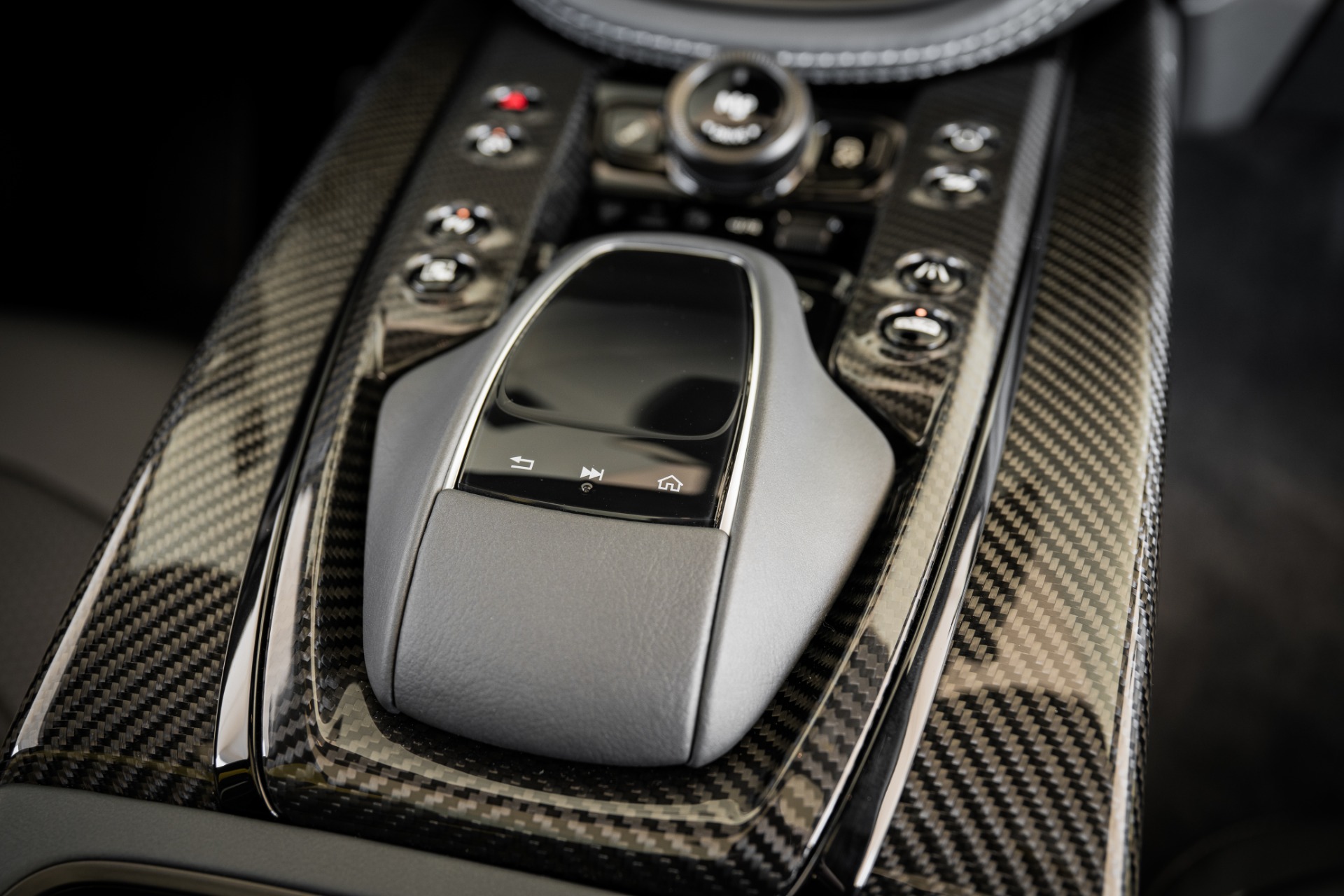 New 2023 Aston Martin DBX 707 | St. Petersburg, FL