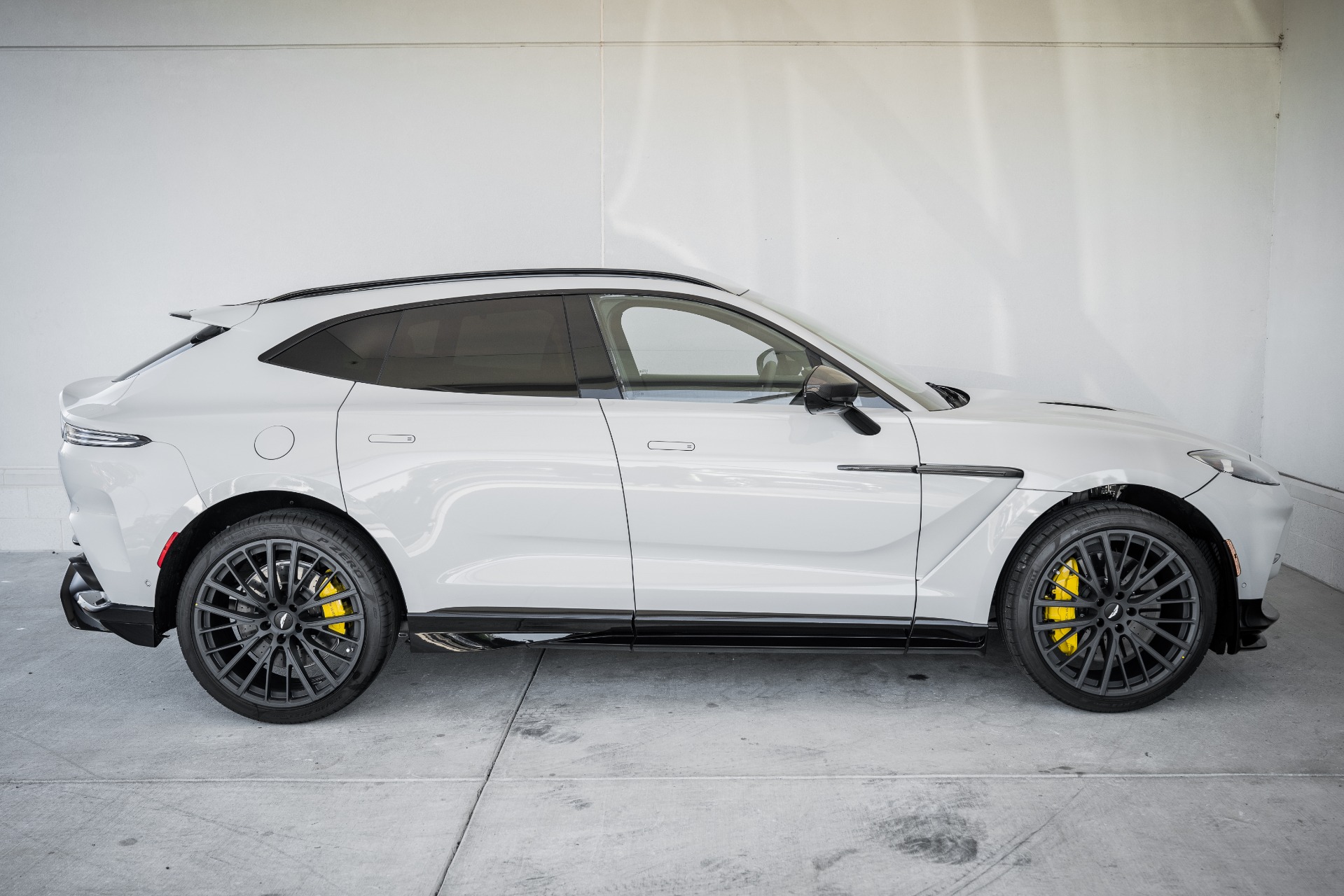 New 2023 Aston Martin DBX 707 | St. Petersburg, FL