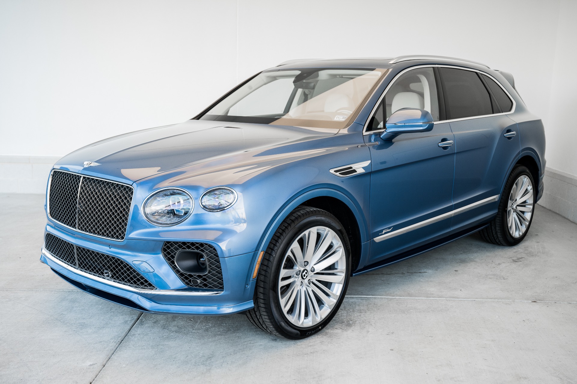 New 2022 Bentley Bentayga Speed | St. Petersburg, FL
