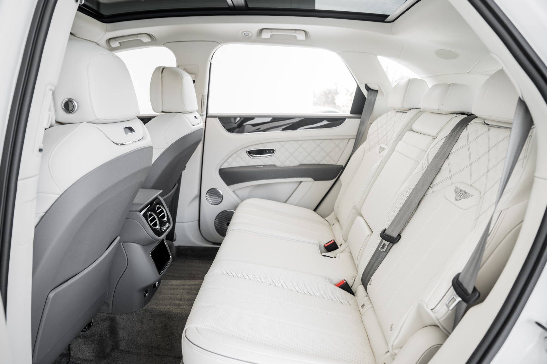 New 2022 Bentley Bentayga First Edition | St. Petersburg, FL