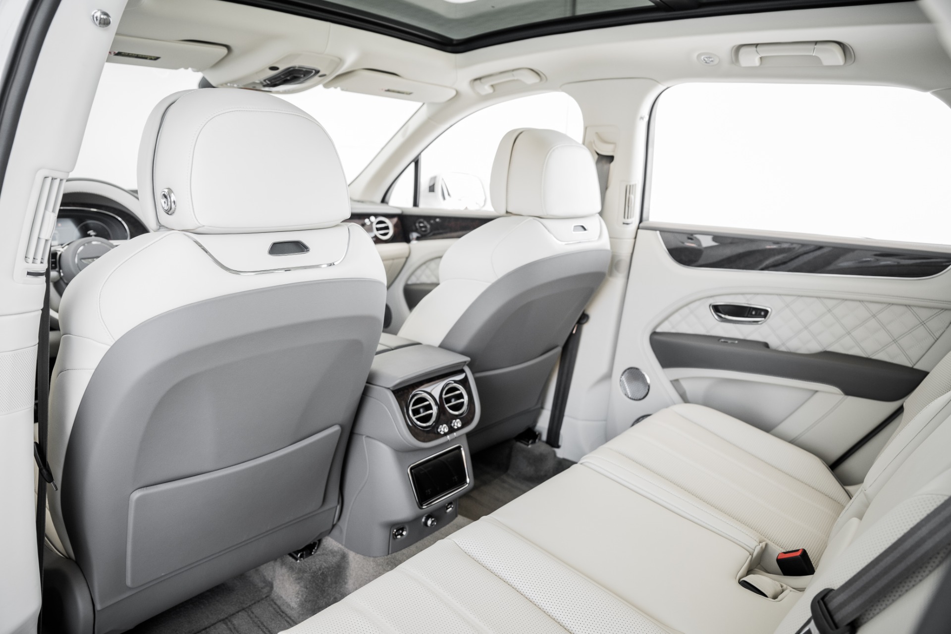 New 2022 Bentley Bentayga First Edition | St. Petersburg, FL