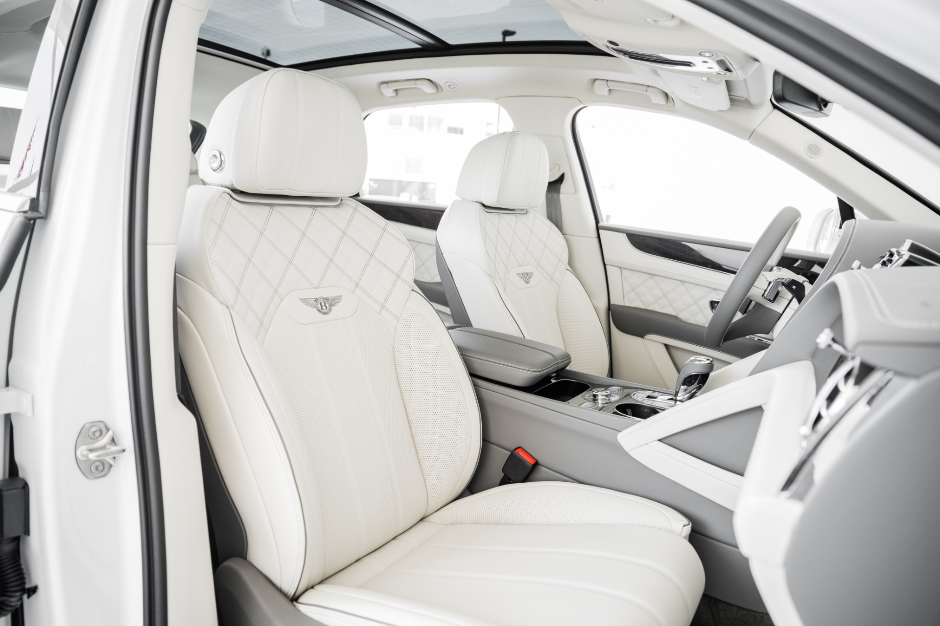 New 2022 Bentley Bentayga First Edition | St. Petersburg, FL