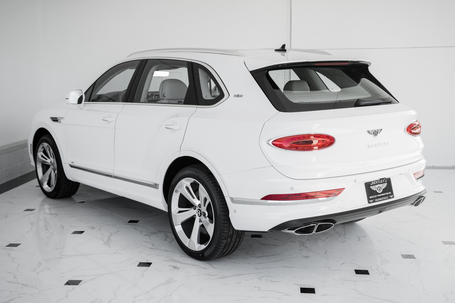 New 2022 Bentley Bentayga First Edition | St. Petersburg, FL