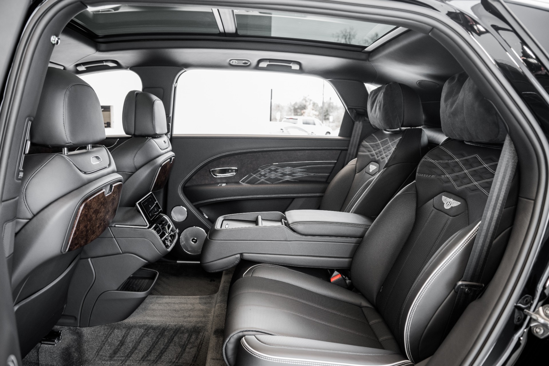 New 2023 BENTLEY BENTAYGA Extended Wheelbase Azure First Edition | St. Petersburg, FL
