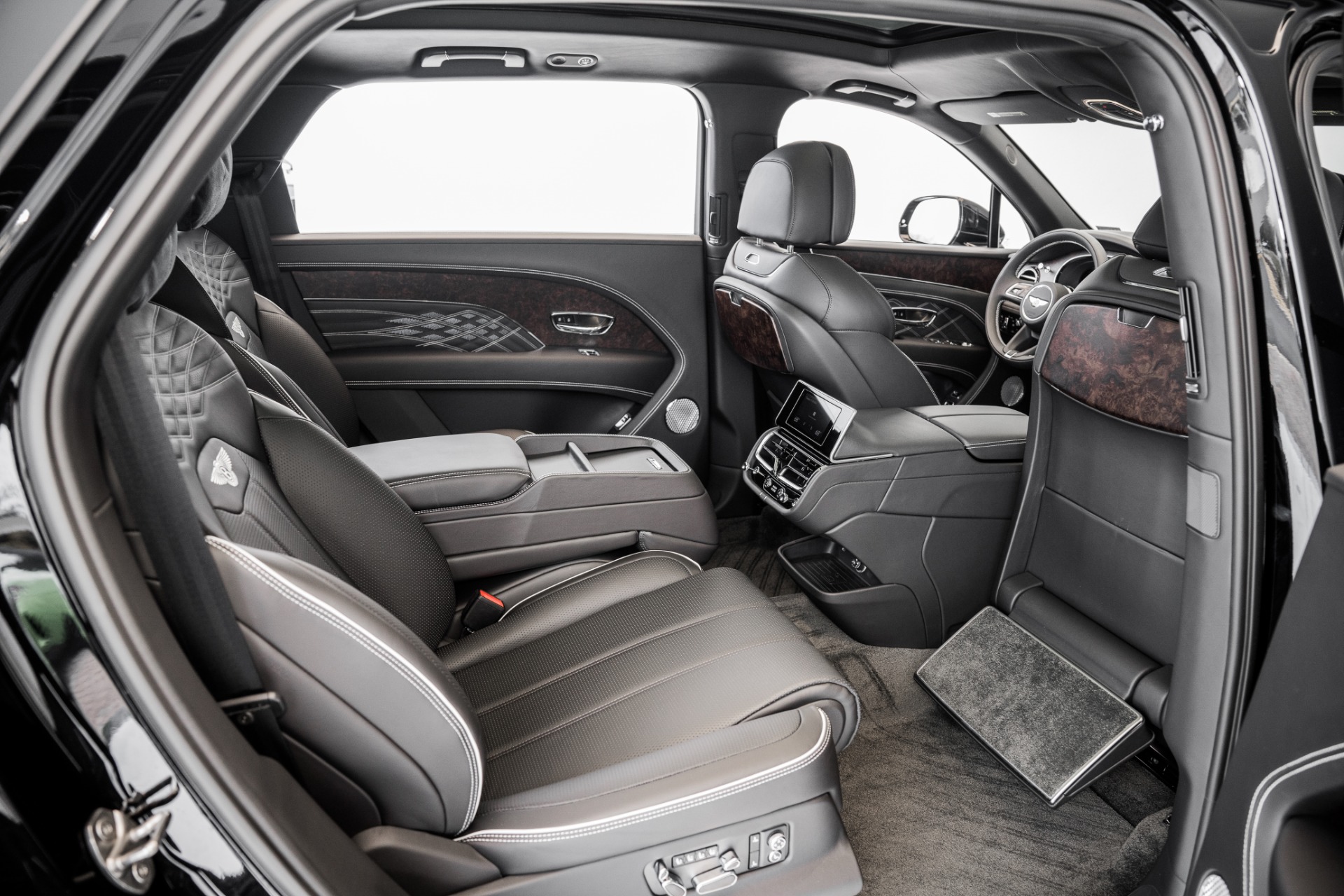 New 2023 BENTLEY BENTAYGA Extended Wheelbase Azure First Edition | St. Petersburg, FL