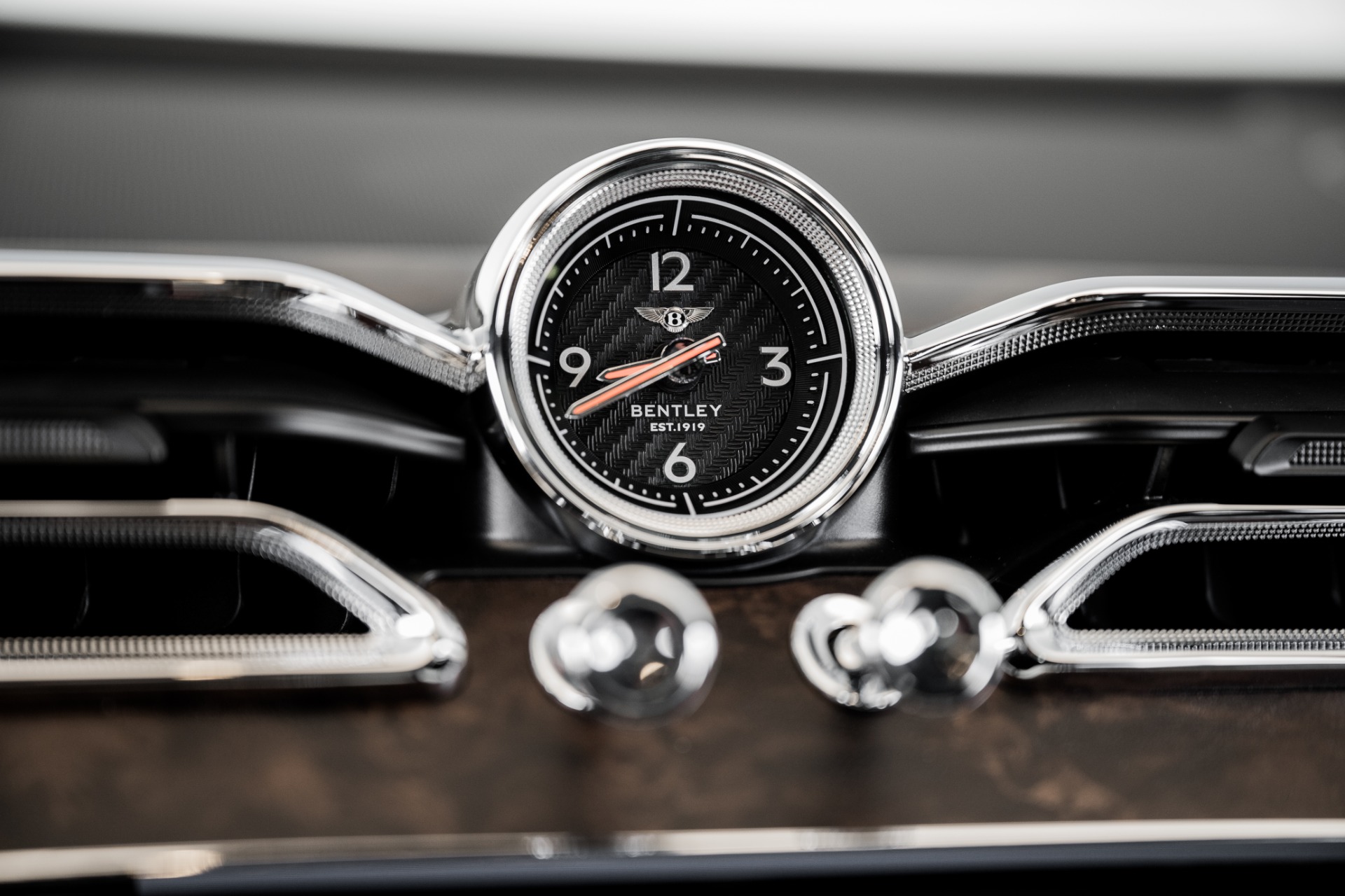 New 2023 BENTLEY BENTAYGA Extended Wheelbase Azure First Edition | St. Petersburg, FL
